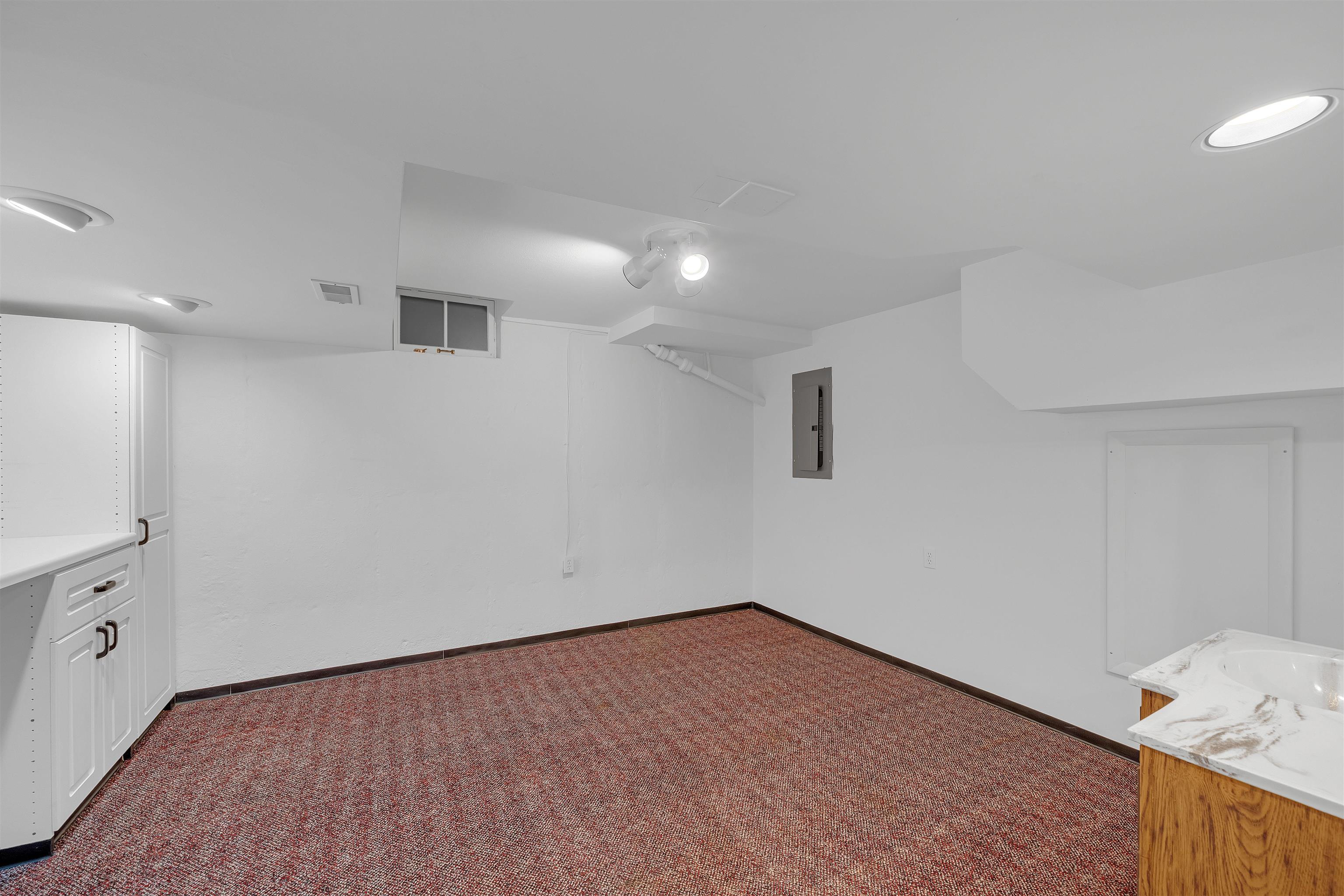 1116 E Alturas St Property Photo 23