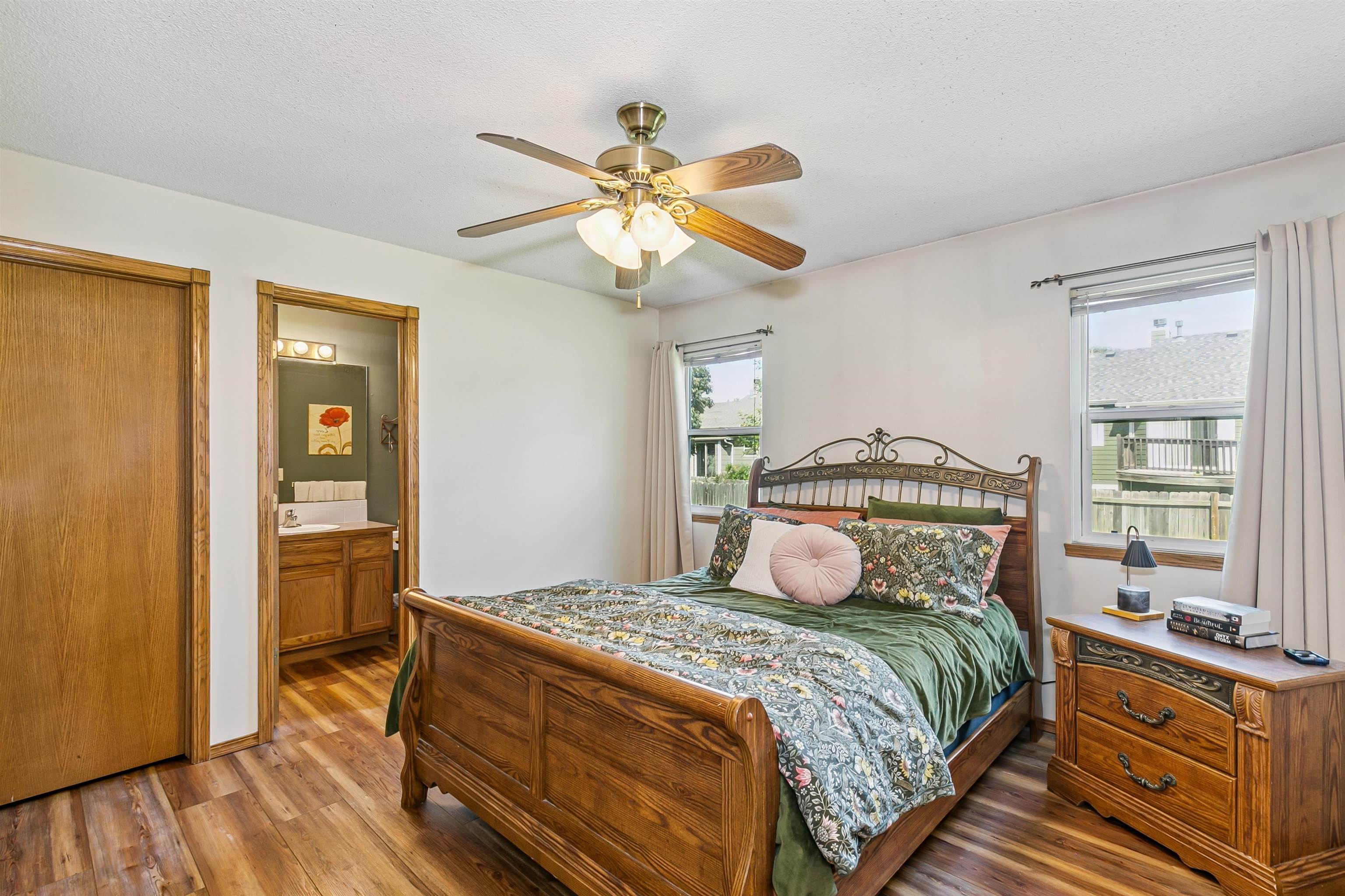 2318 S Shefford Property Photo 15