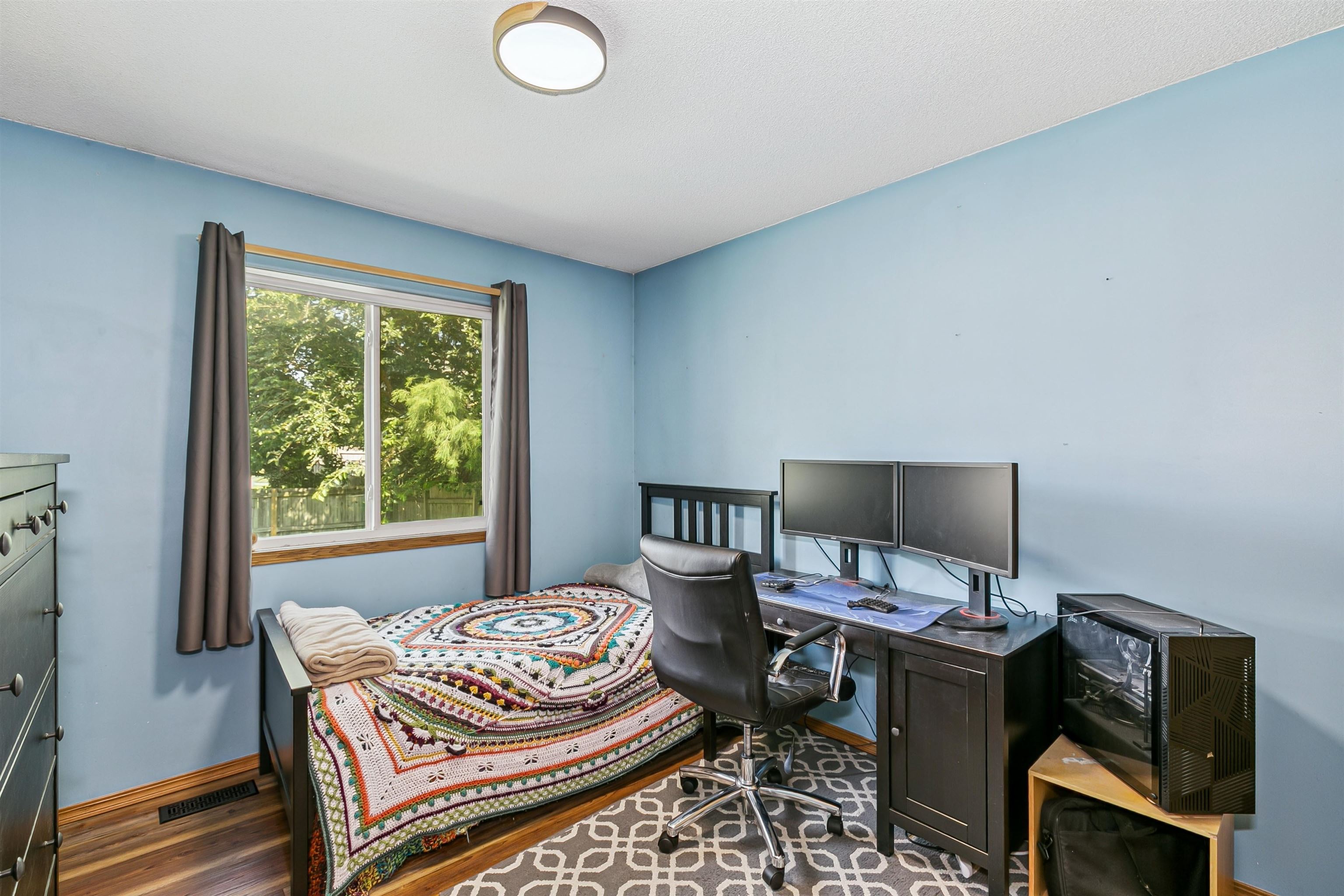 2318 S Shefford Property Photo 18