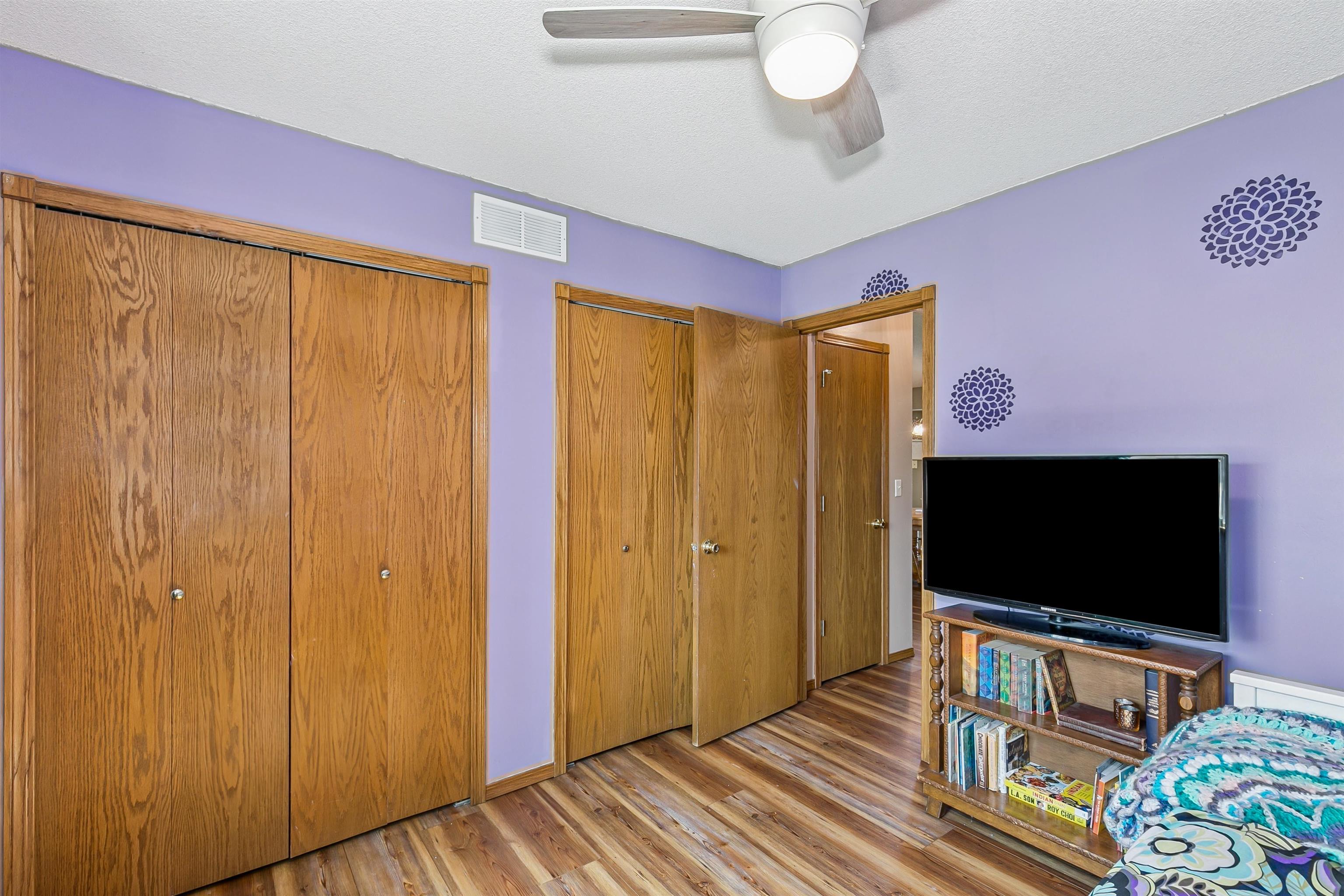 2318 S Shefford Property Photo 20