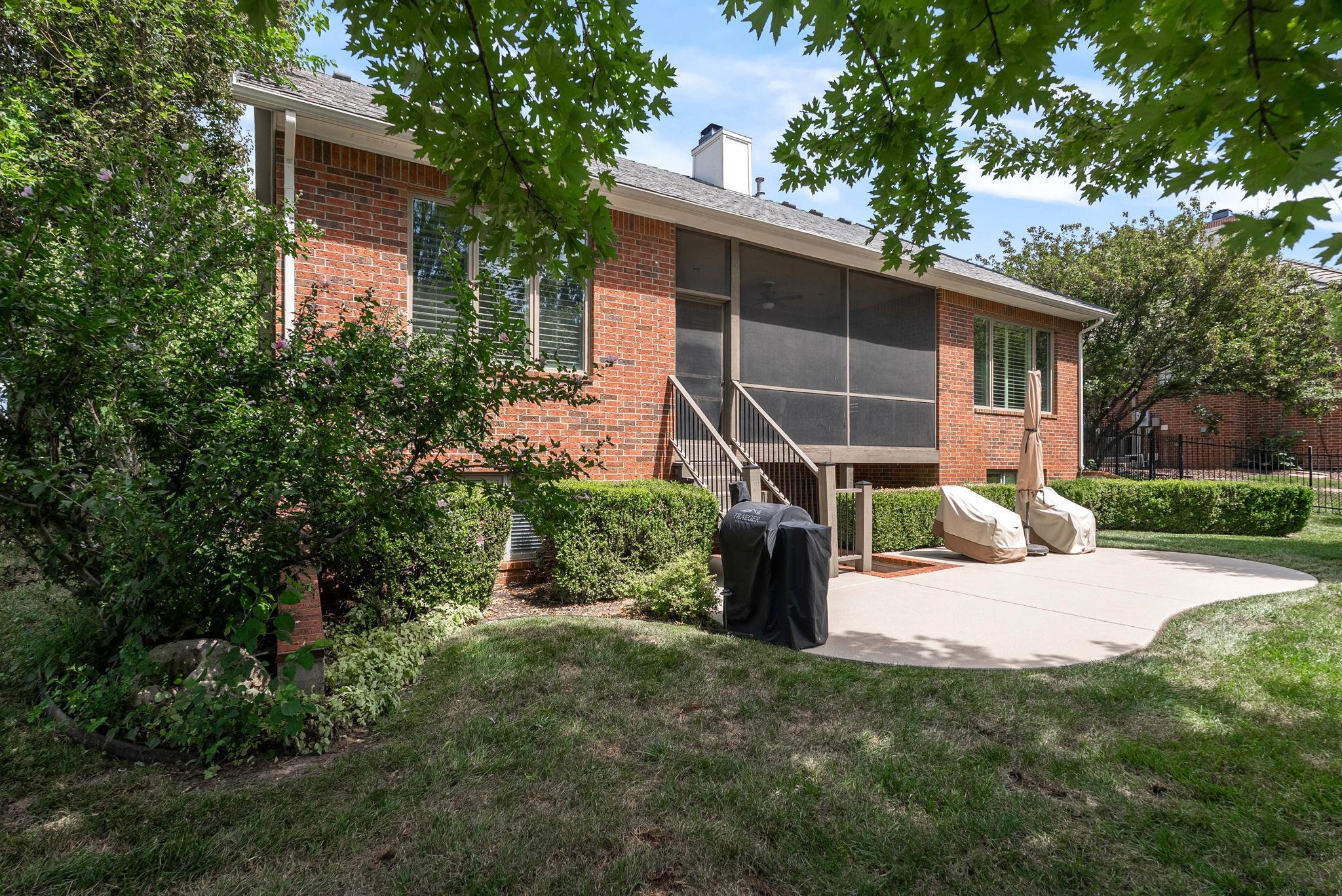 8811 E Churchill Cir Property Photo 28