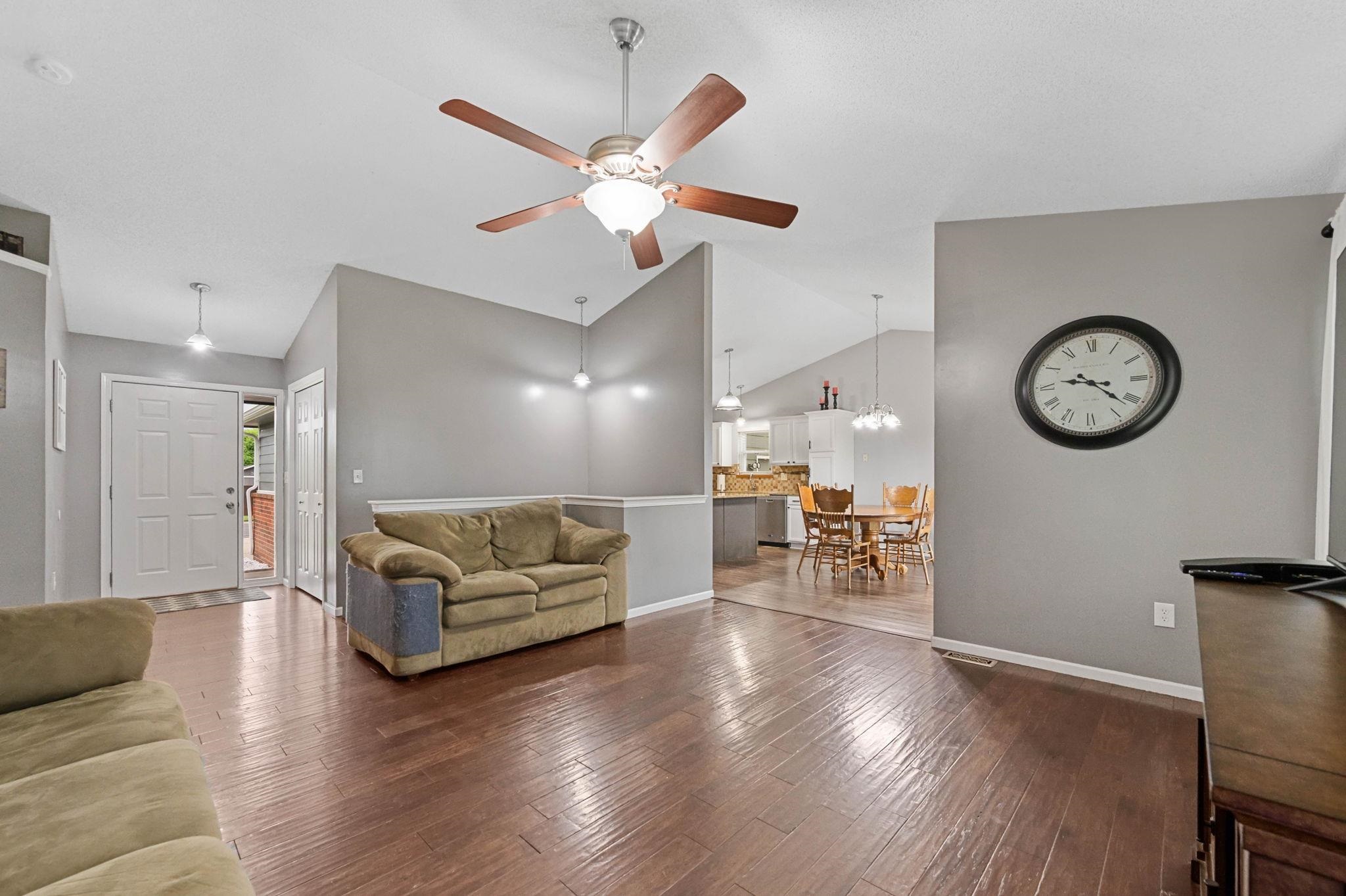 2457 E Dory Ct. Property Photo 5