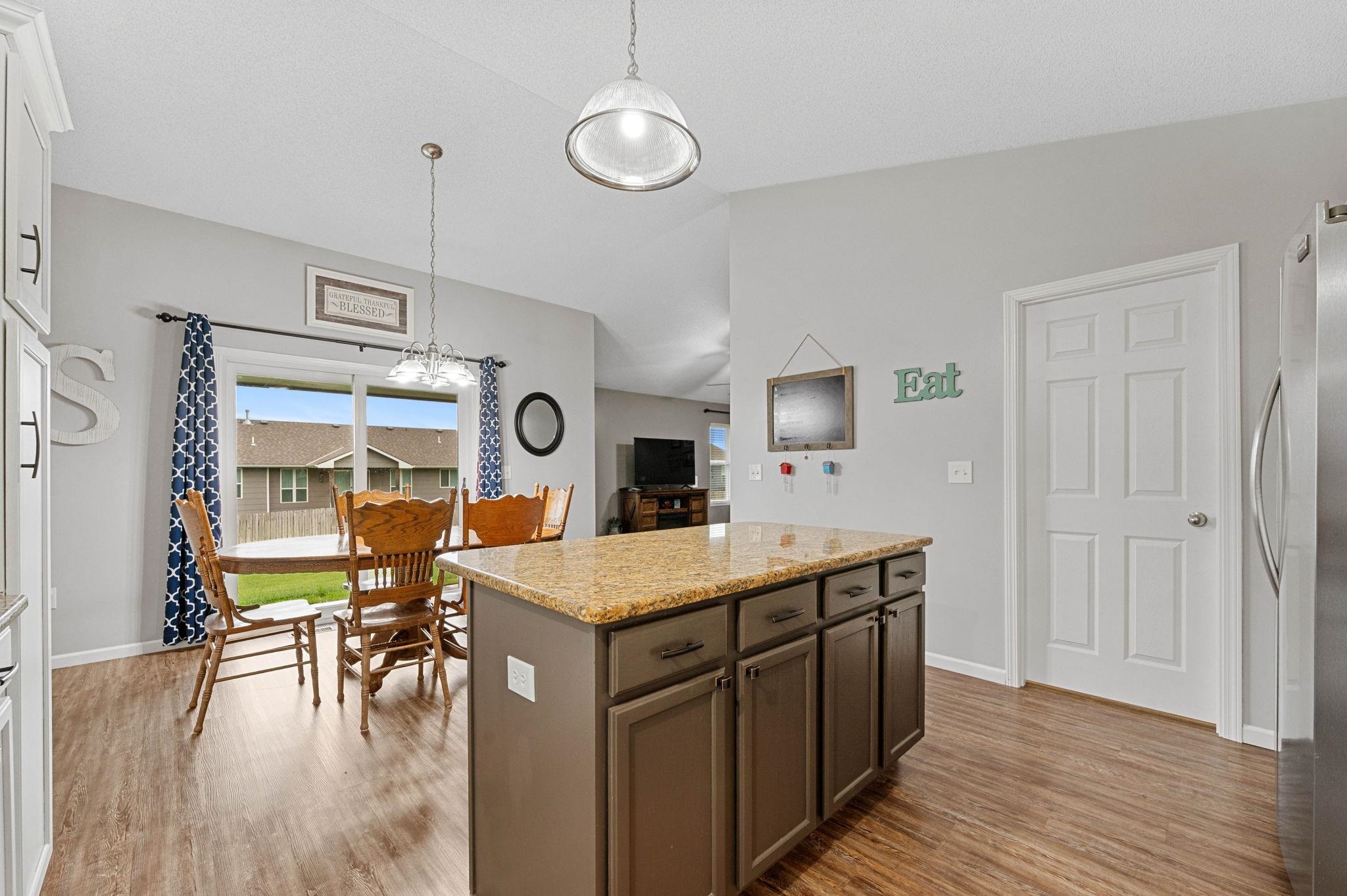 2457 E Dory Ct. Property Photo 10