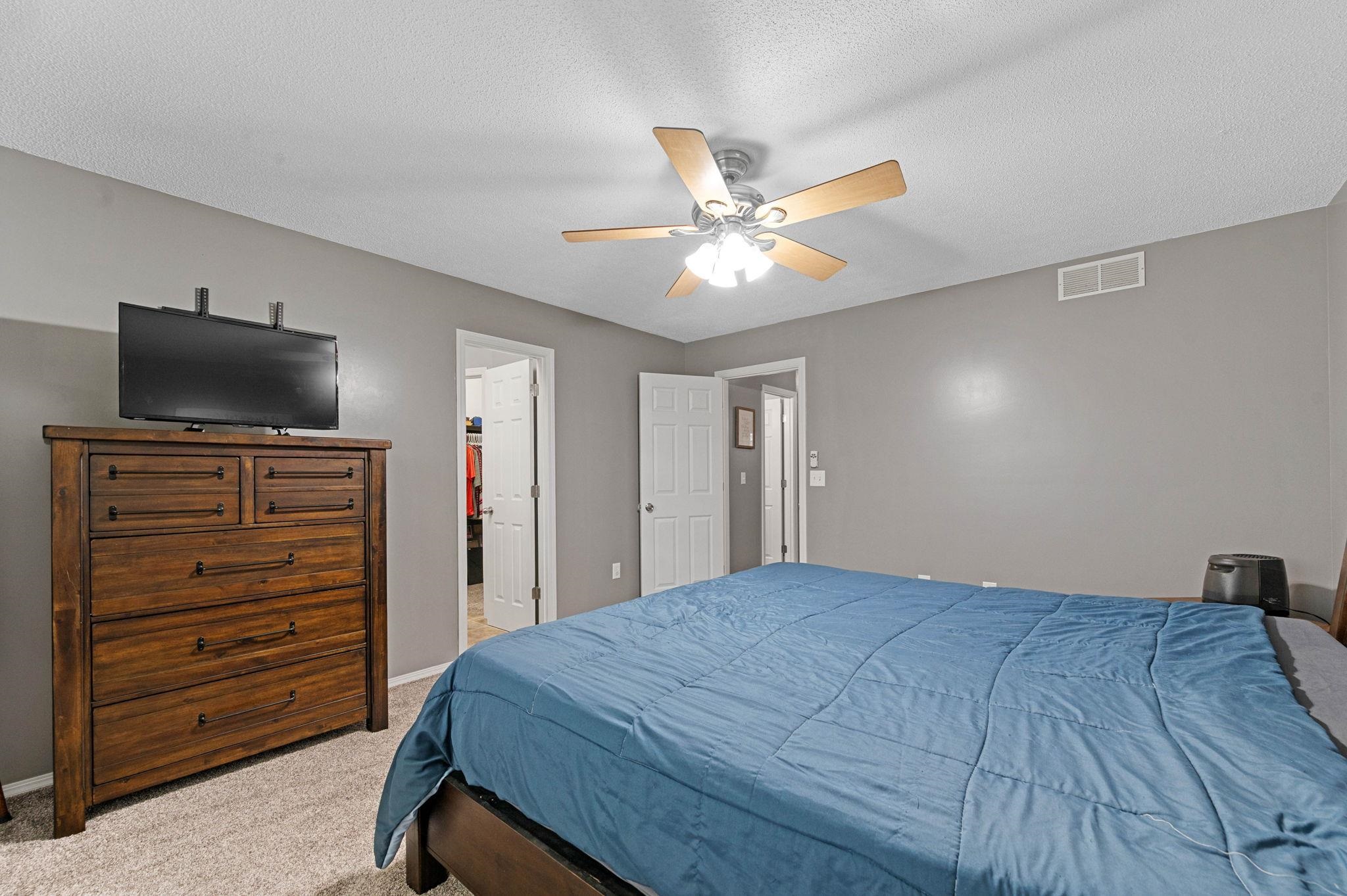 2457 E Dory Ct. Property Photo 13