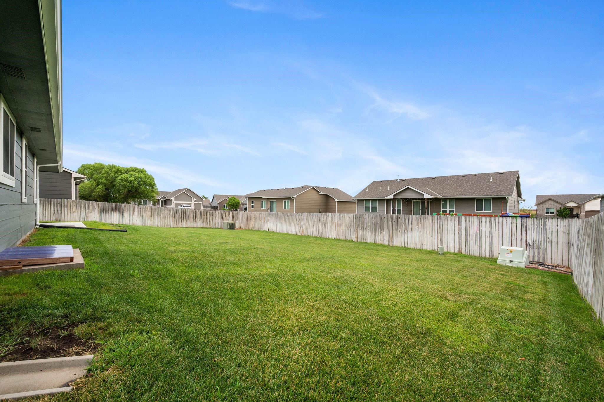 2457 E Dory Ct. Property Photo 27