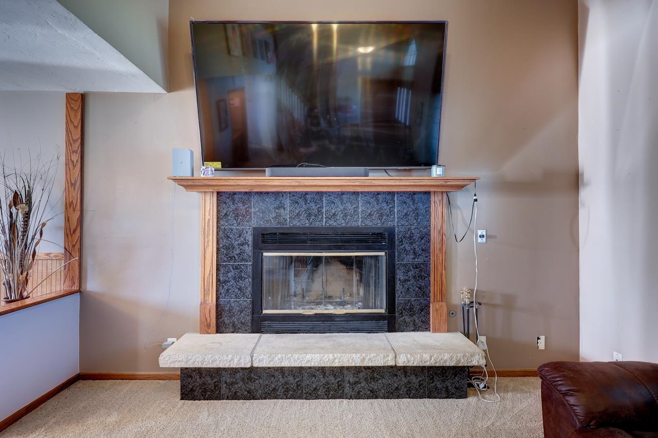 3408 Lakeshore Drive Property Photo 5