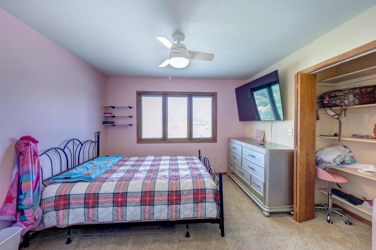3408 Lakeshore Drive Property Photo 10
