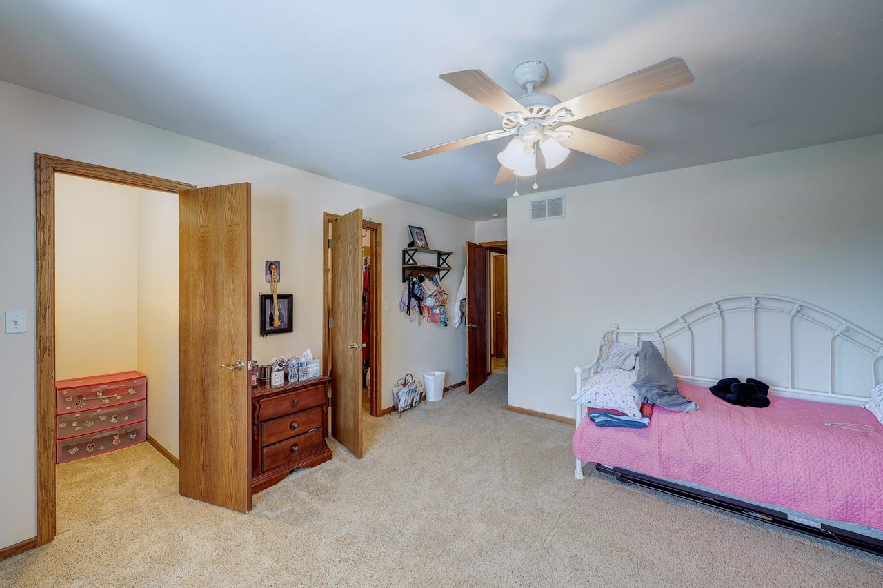 3408 Lakeshore Drive Property Photo 13