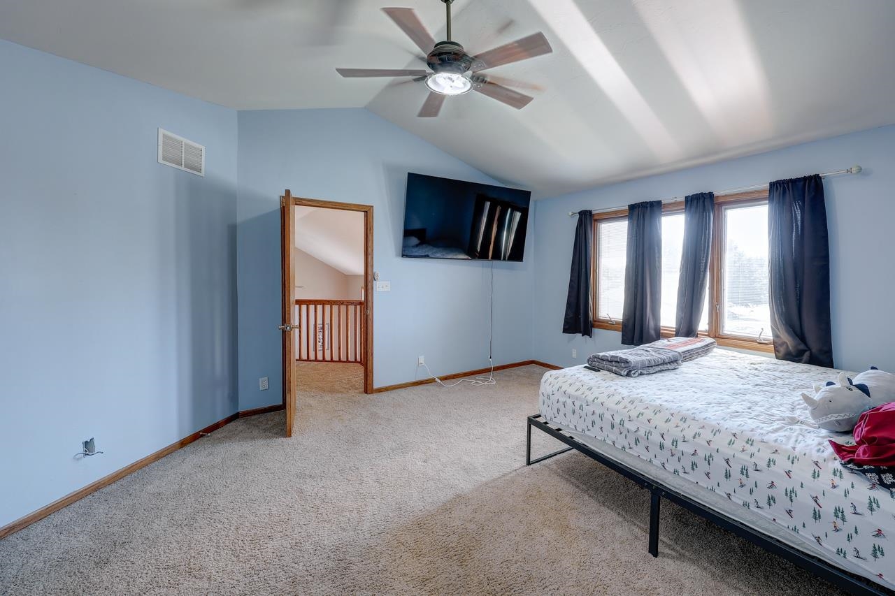 3408 Lakeshore Drive Property Photo 19