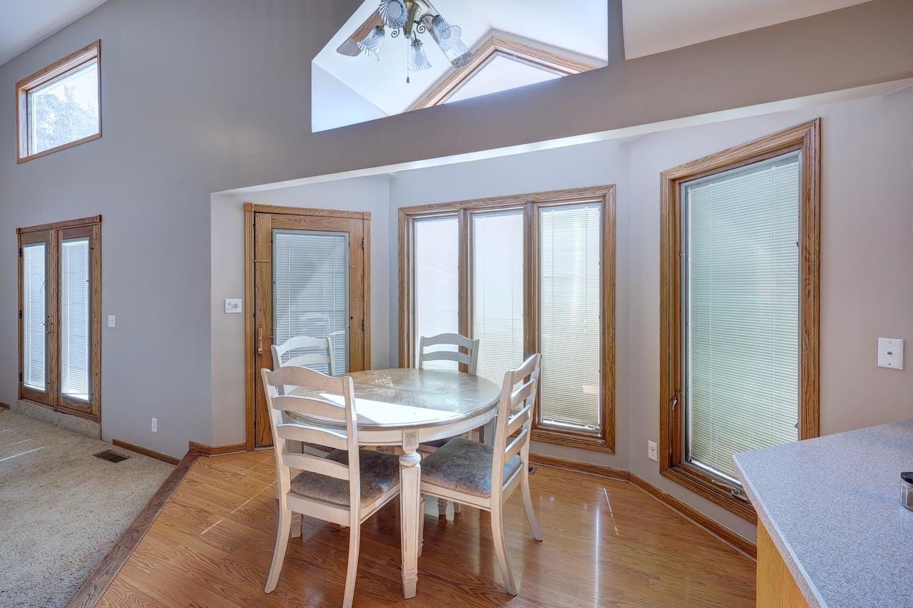 3408 Lakeshore Drive Property Photo 22