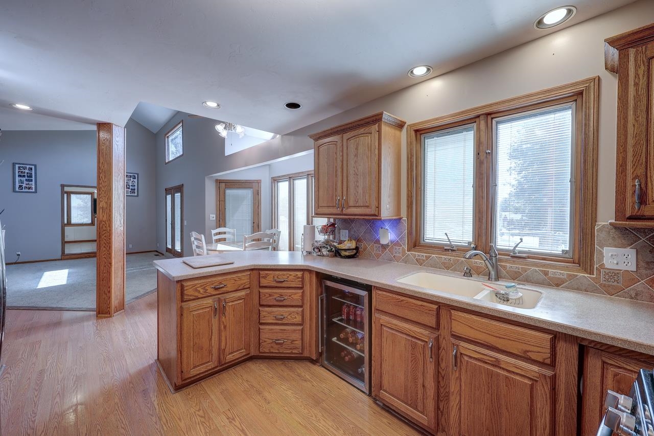 3408 Lakeshore Drive Property Photo 25