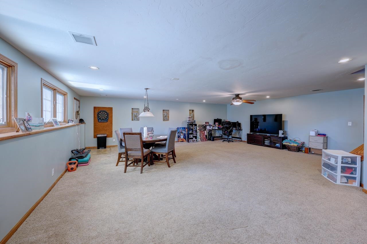 3408 Lakeshore Drive Property Photo 26