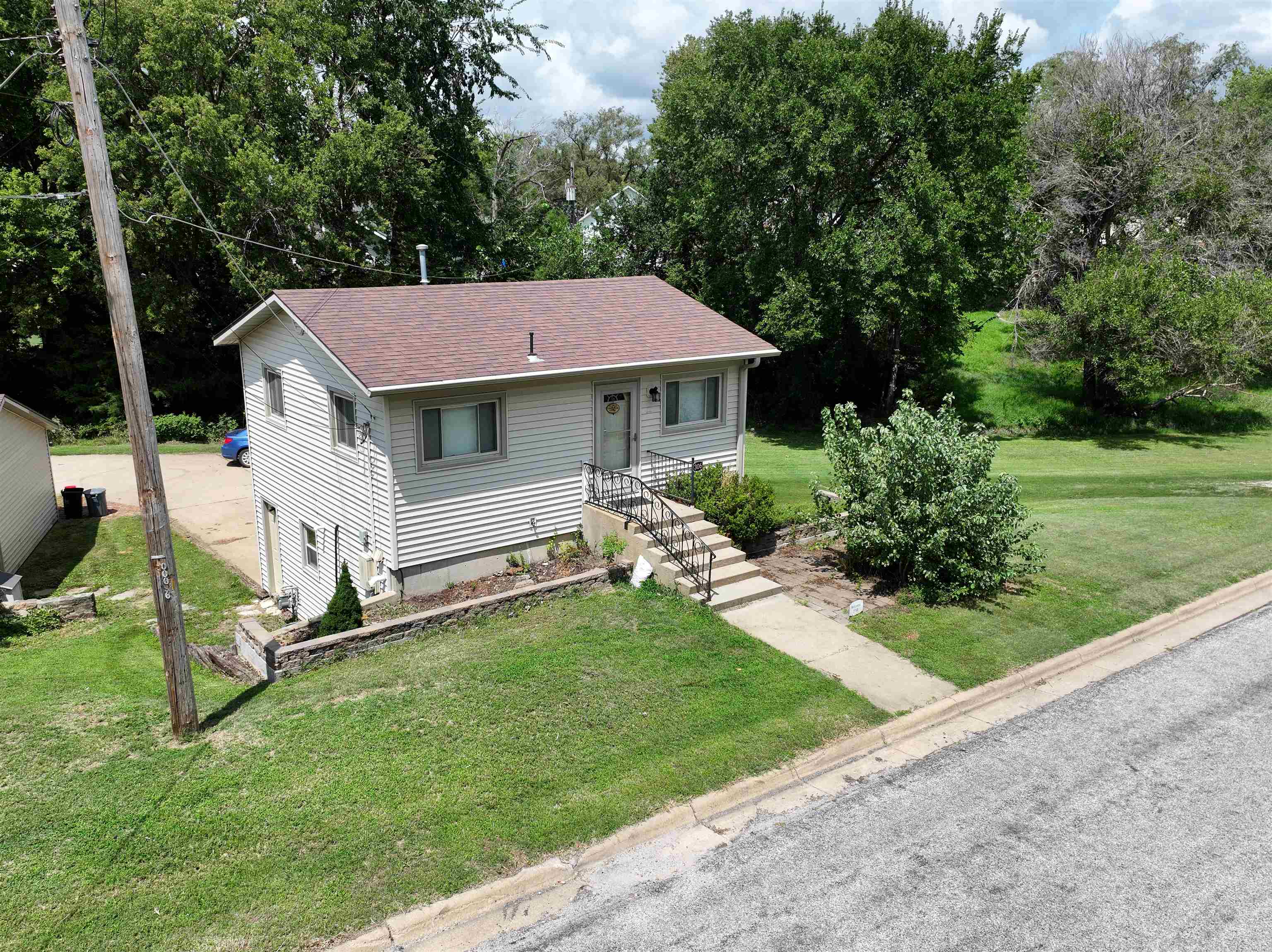 304 Blake St Property Photo 25