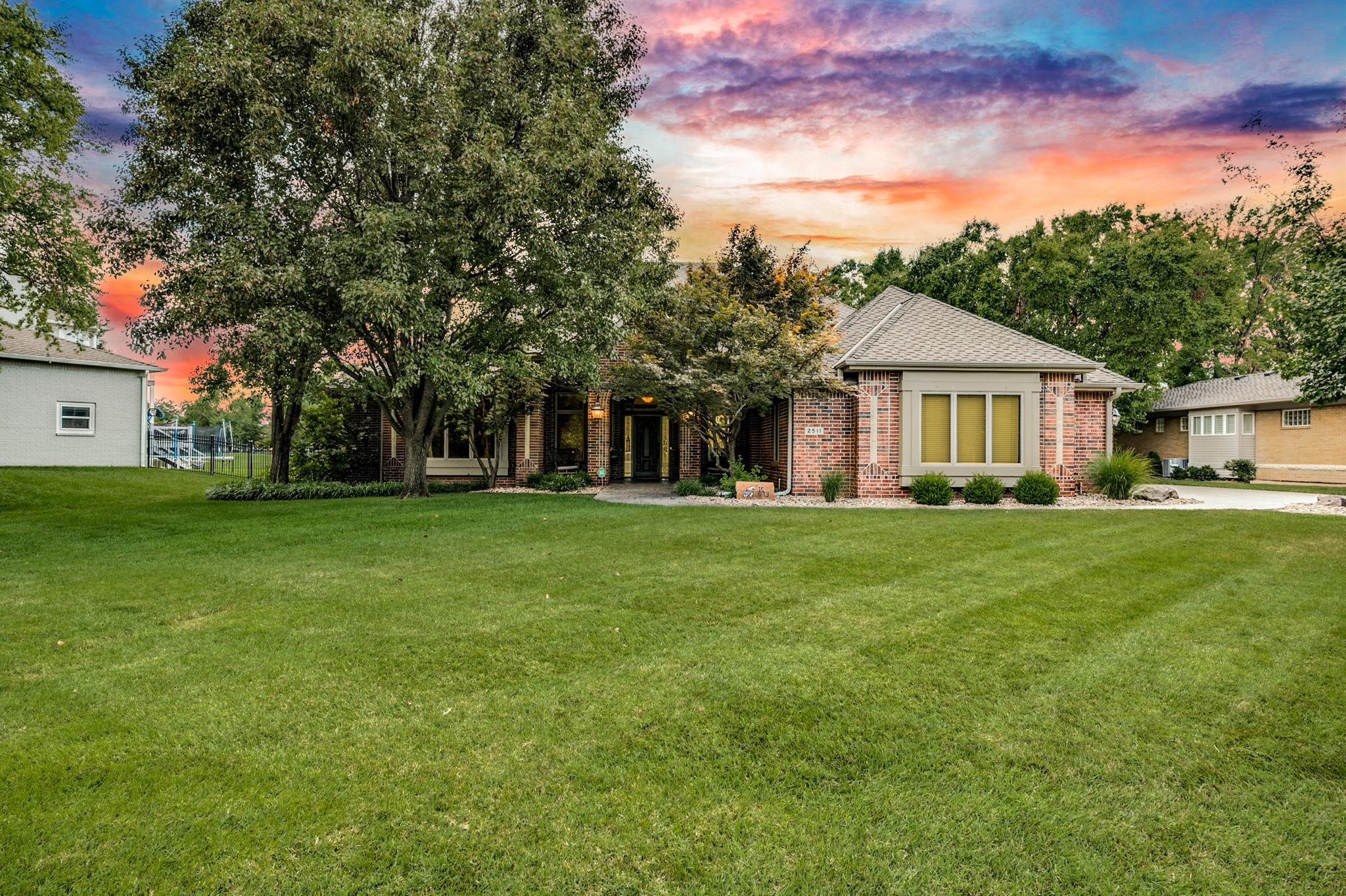 2511 N Lake Ridge Cir Property Photo 1