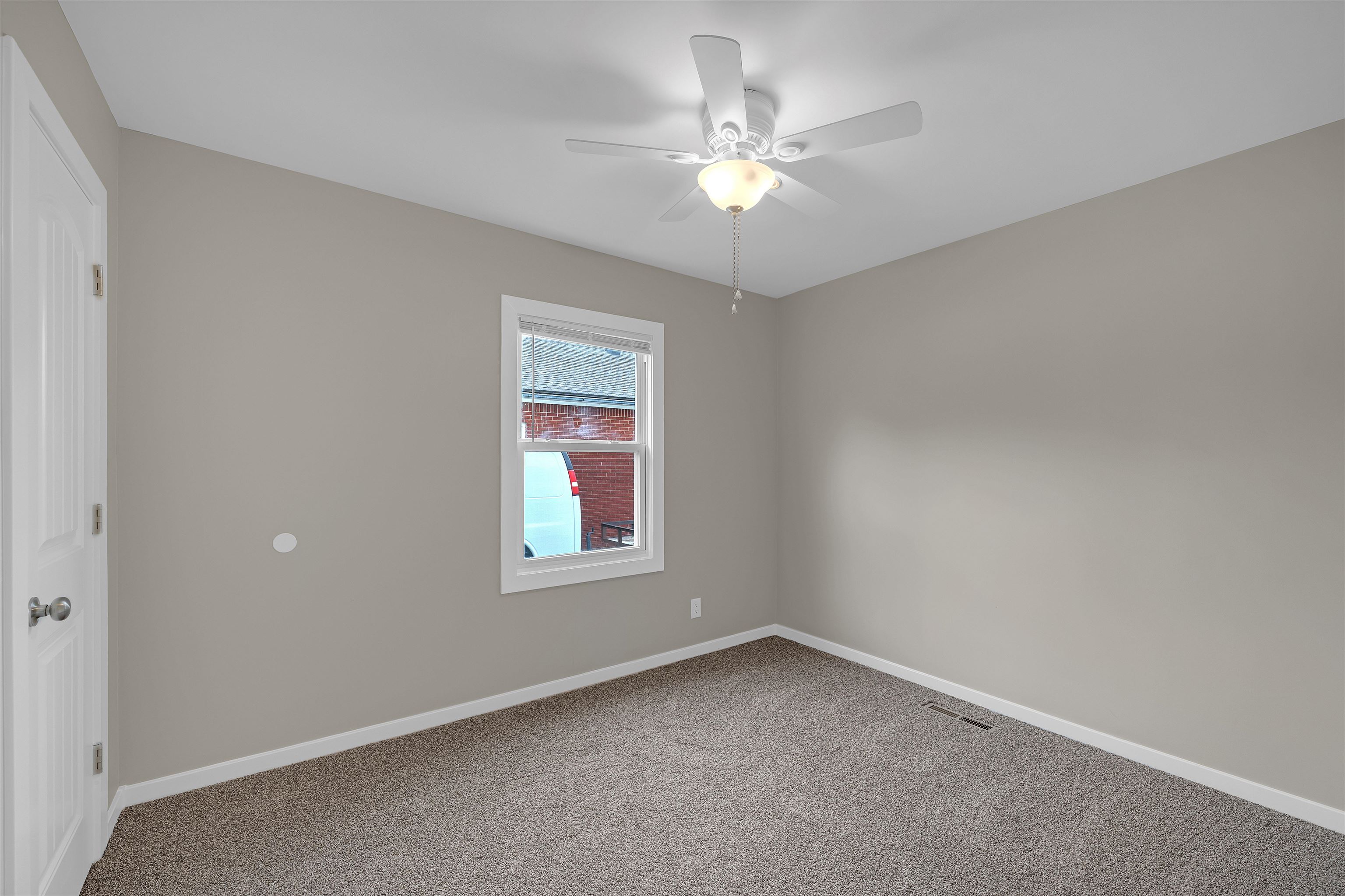 349 N Elder St Property Photo 11