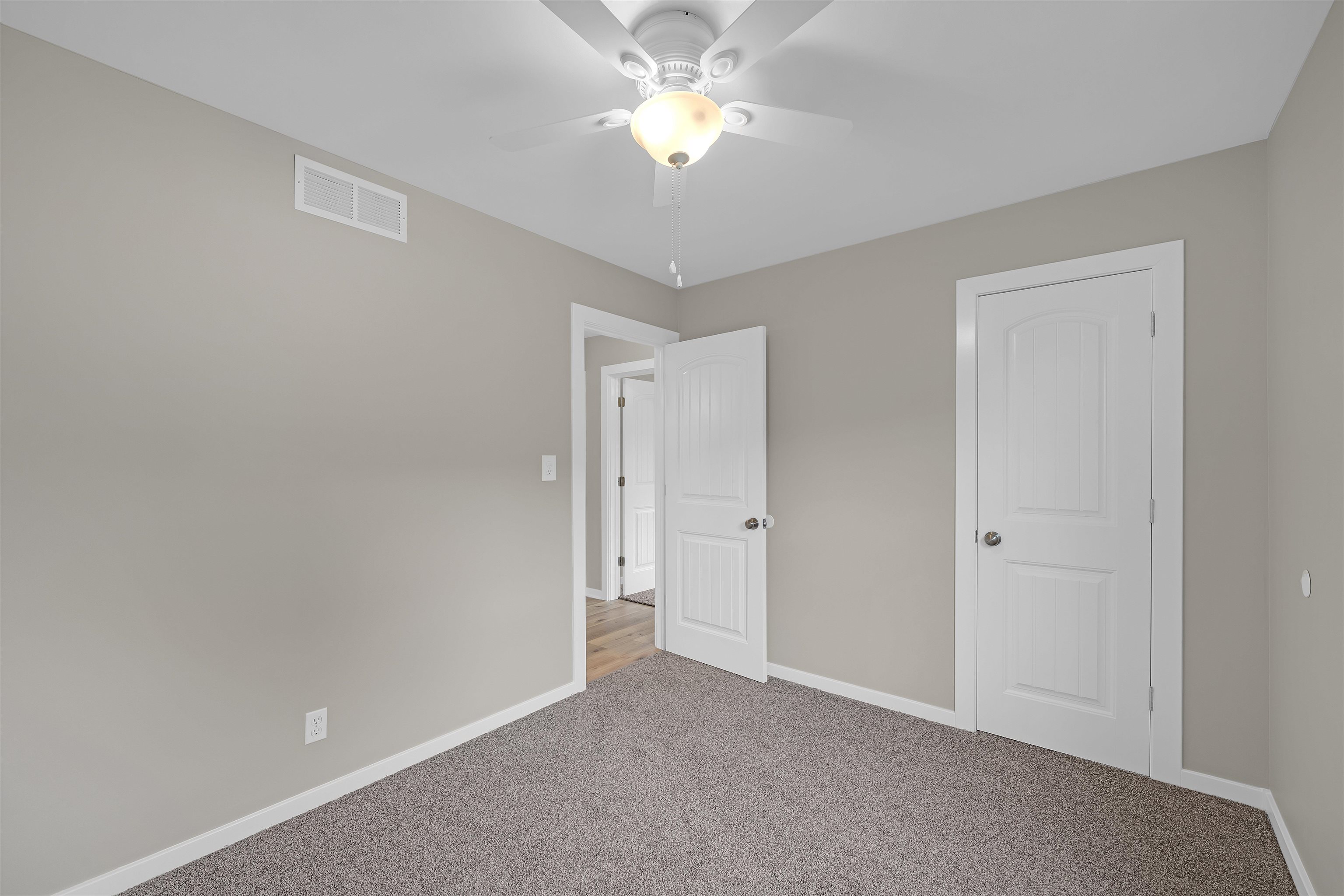 349 N Elder St Property Photo 12