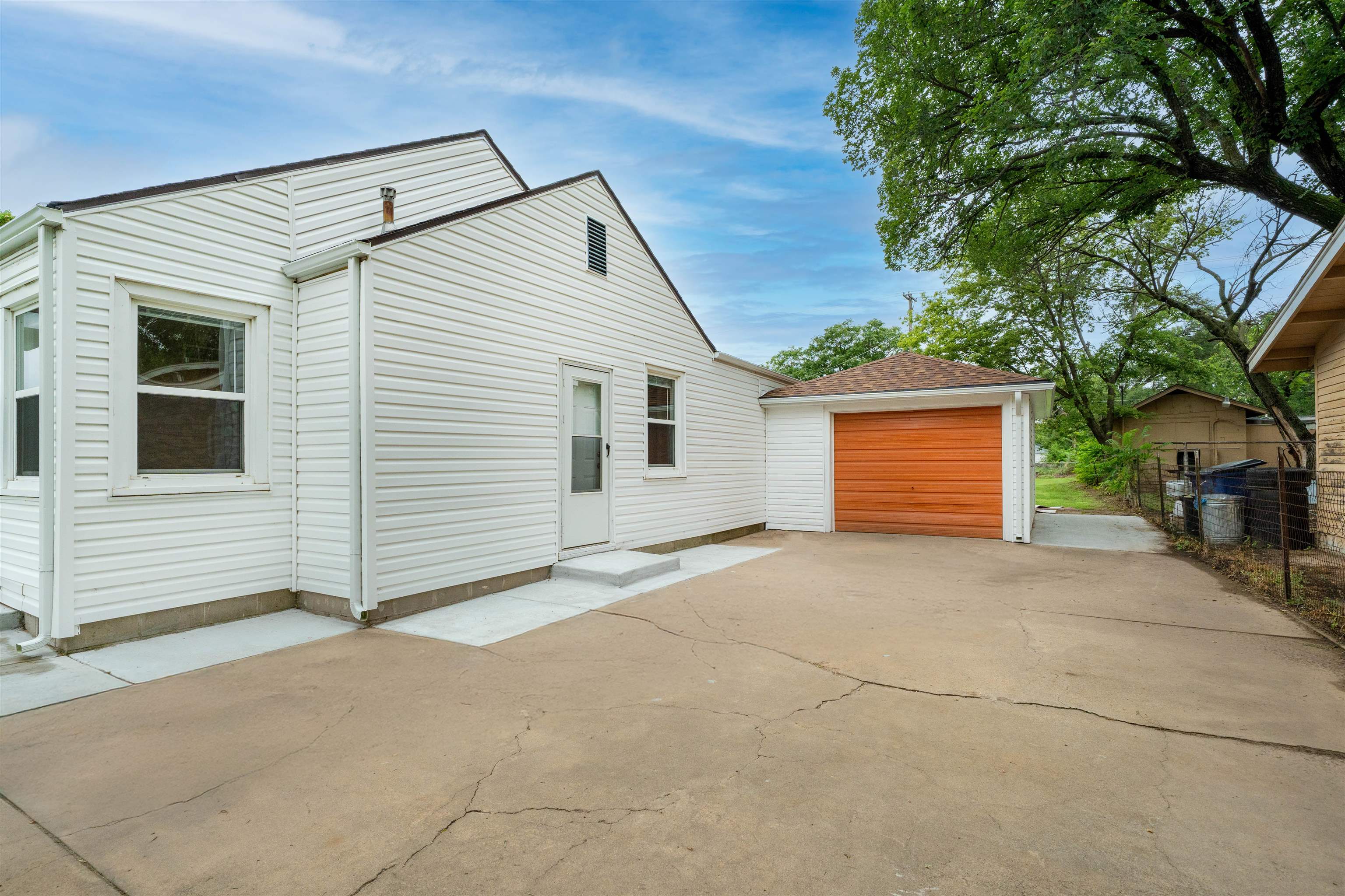 349 N Elder St Property Photo 30
