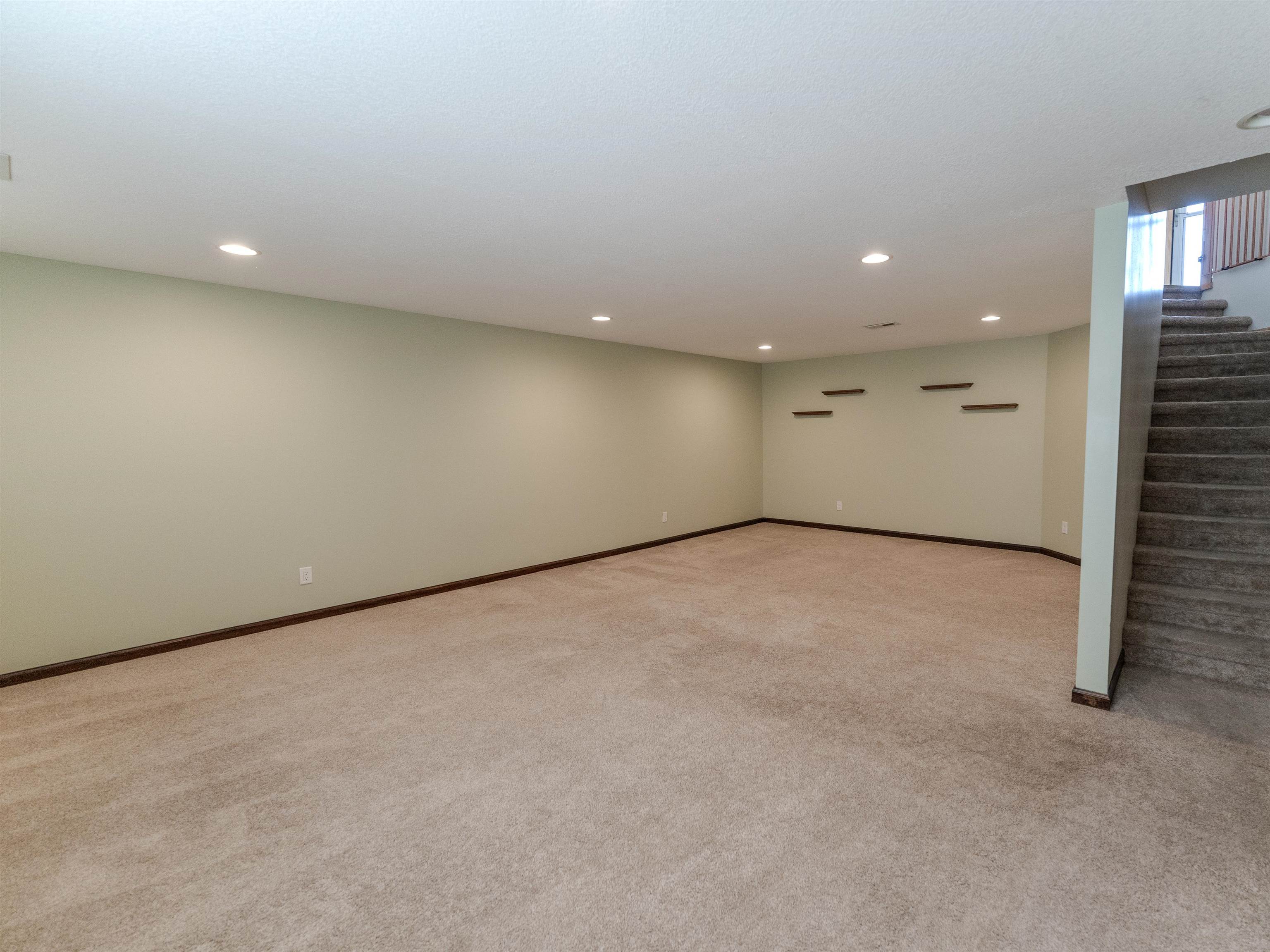 1738 N Black Locust Ct Property Photo 21