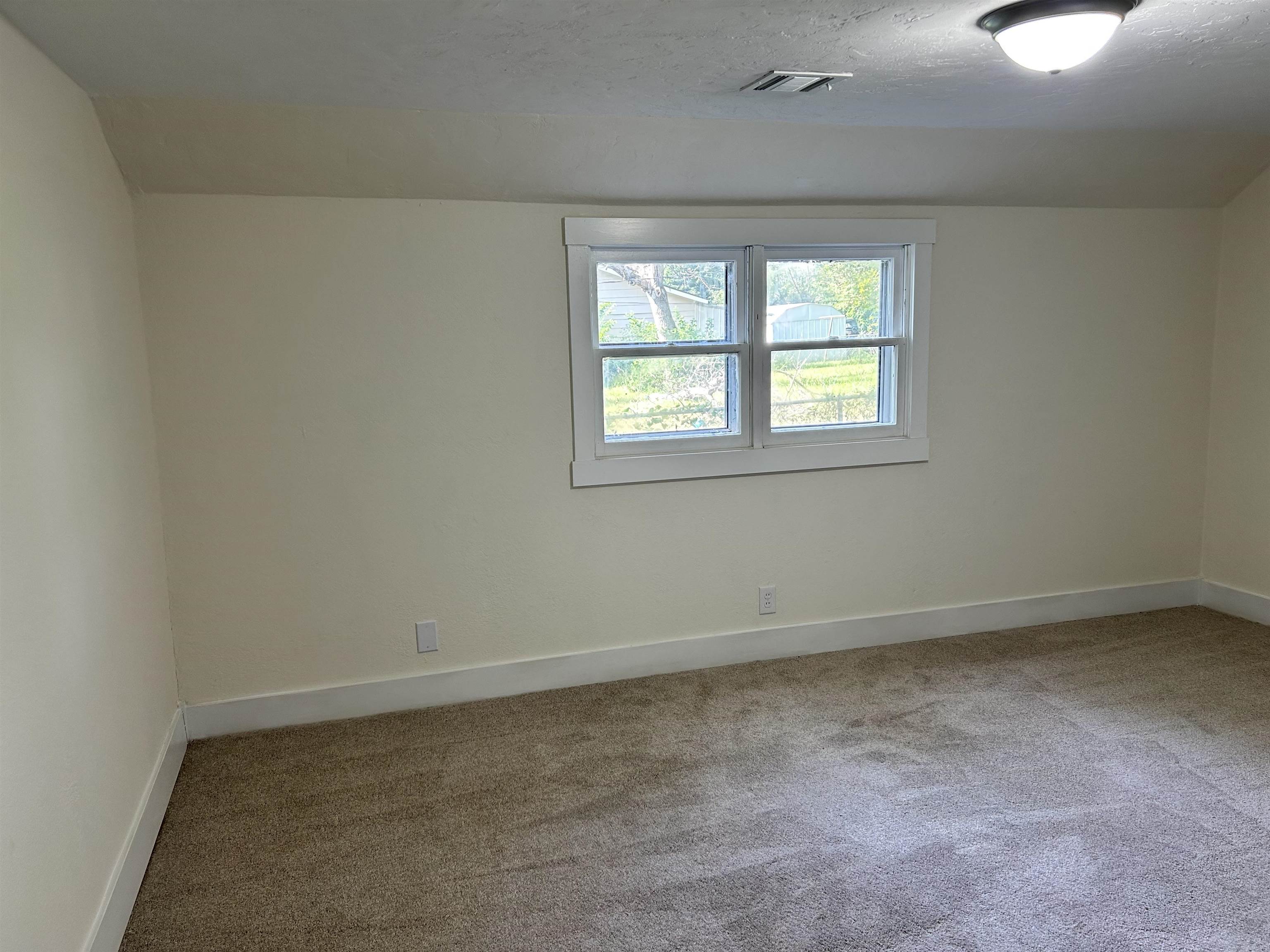 1801 Tilford Property Photo 16