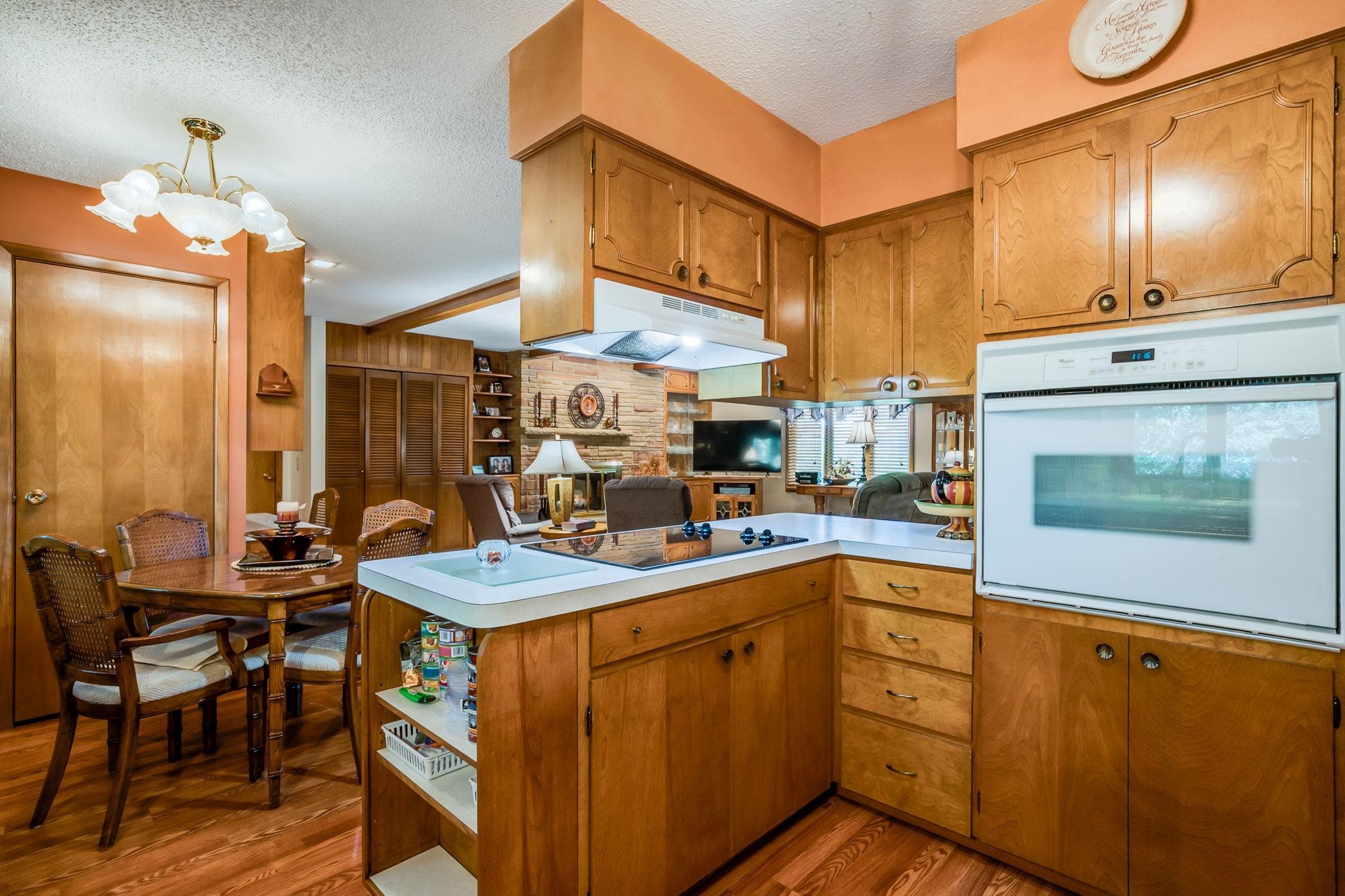 5602 Highland Dr Property Photo 11