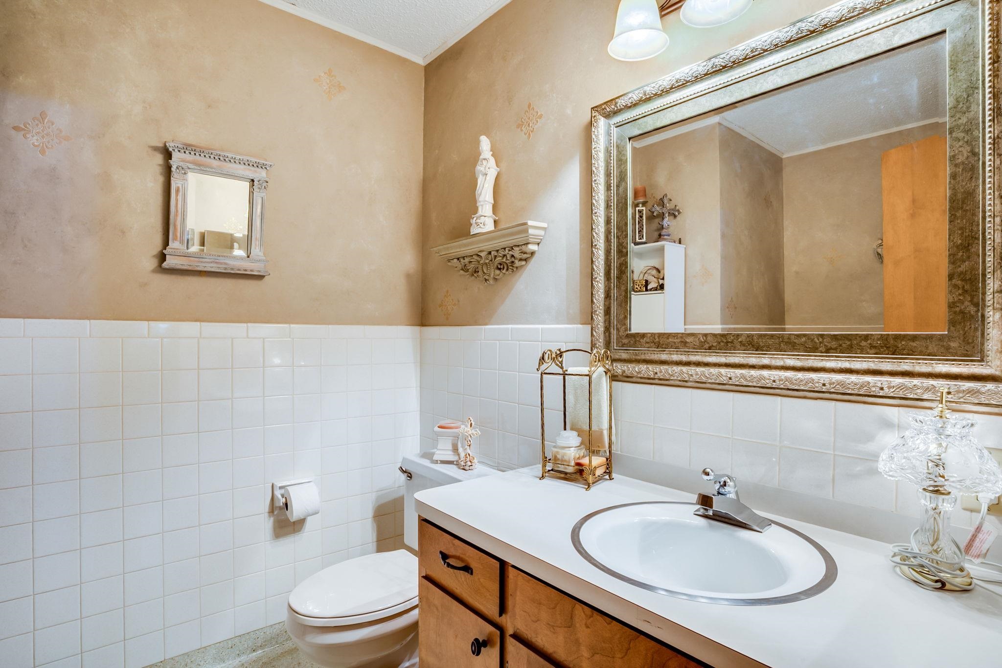 5602 Highland Dr Property Photo 21