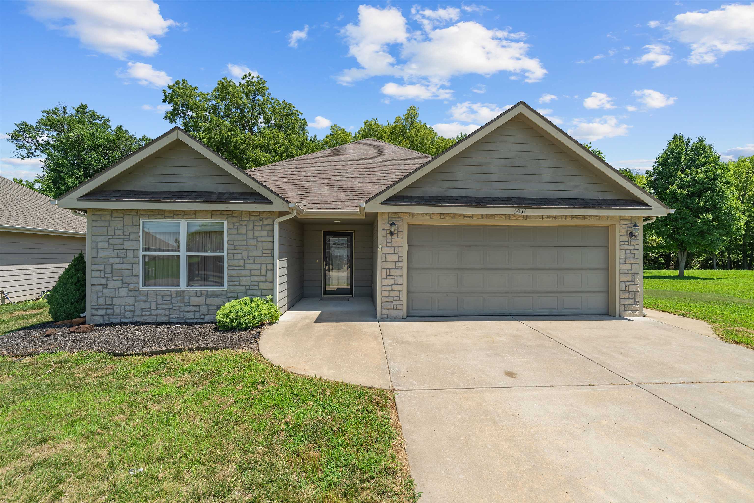 3037 Stone Creek Ct Property Photo 1