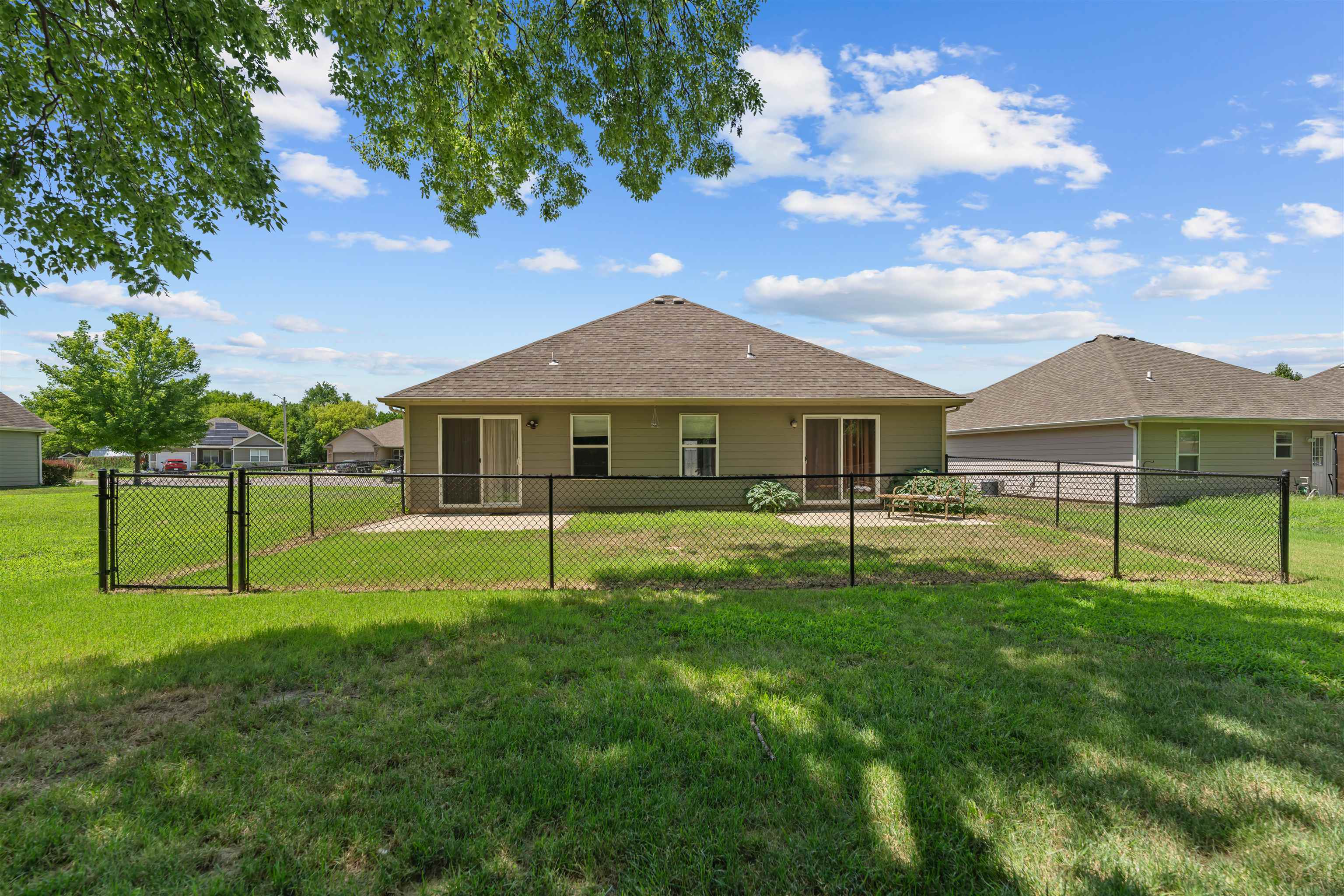 3037 Stone Creek Ct Property Photo 19