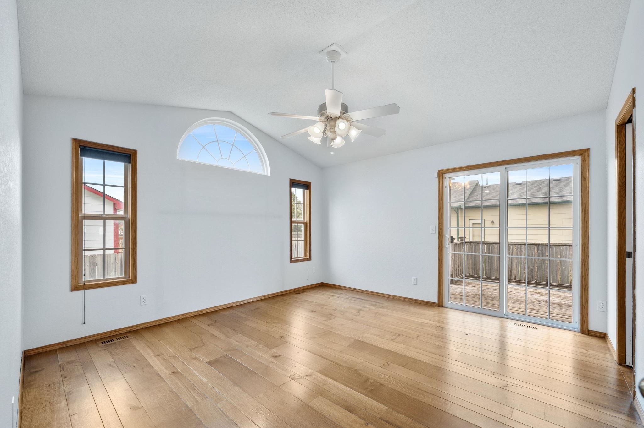 10913 E Longlake St Property Photo 11