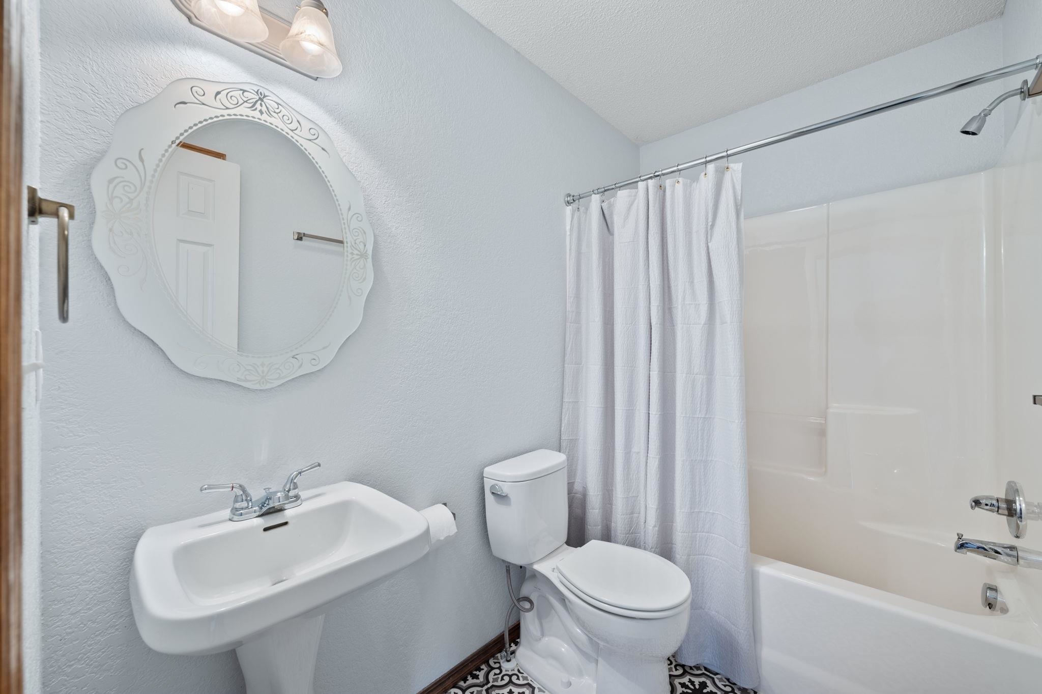 10913 E Longlake St Property Photo 17