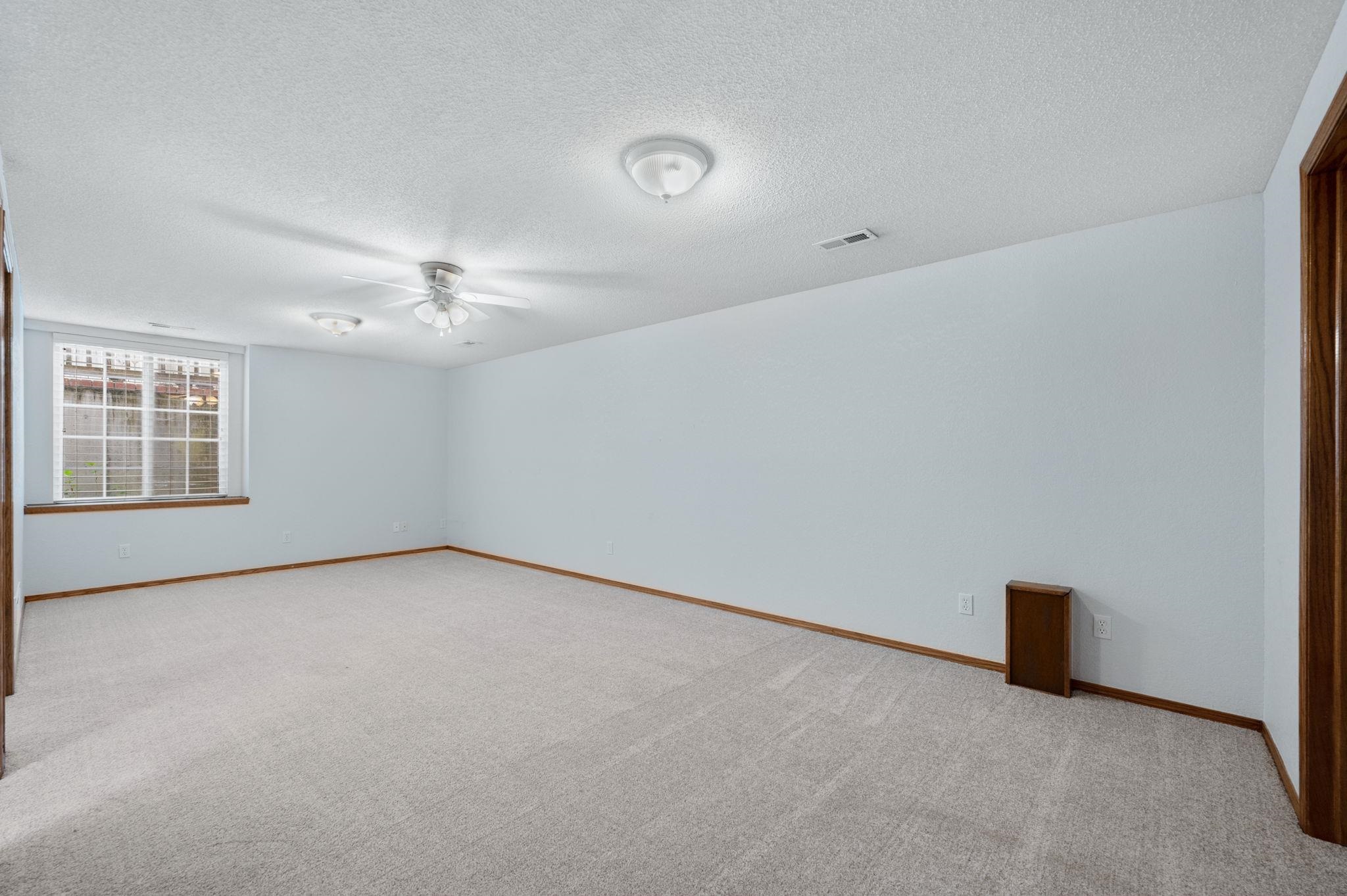 10913 E Longlake St Property Photo 19
