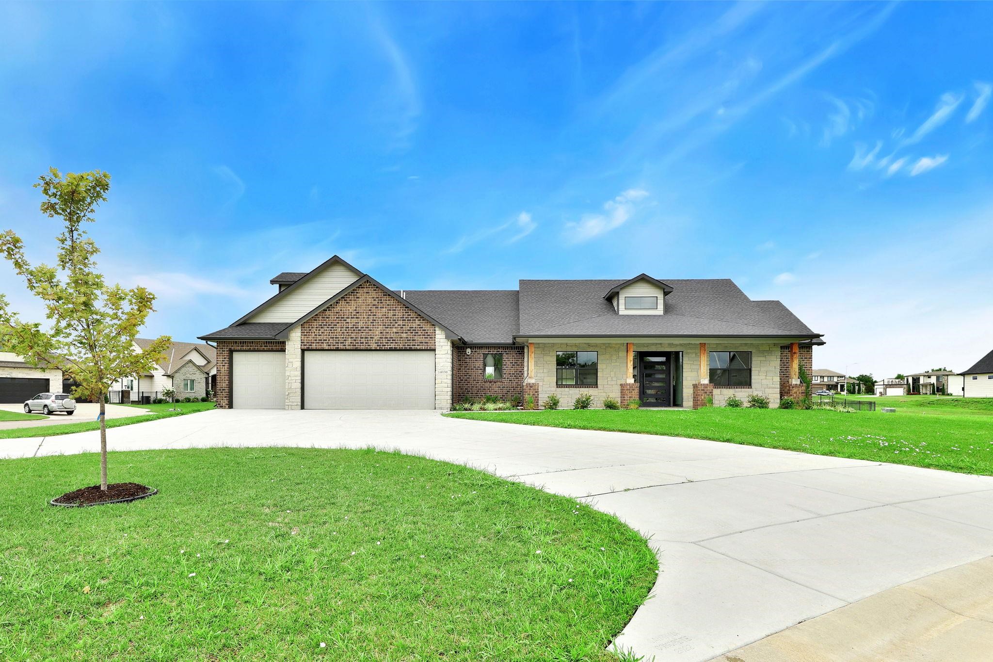 14030 E Willowgreen Ct Property Photo 1