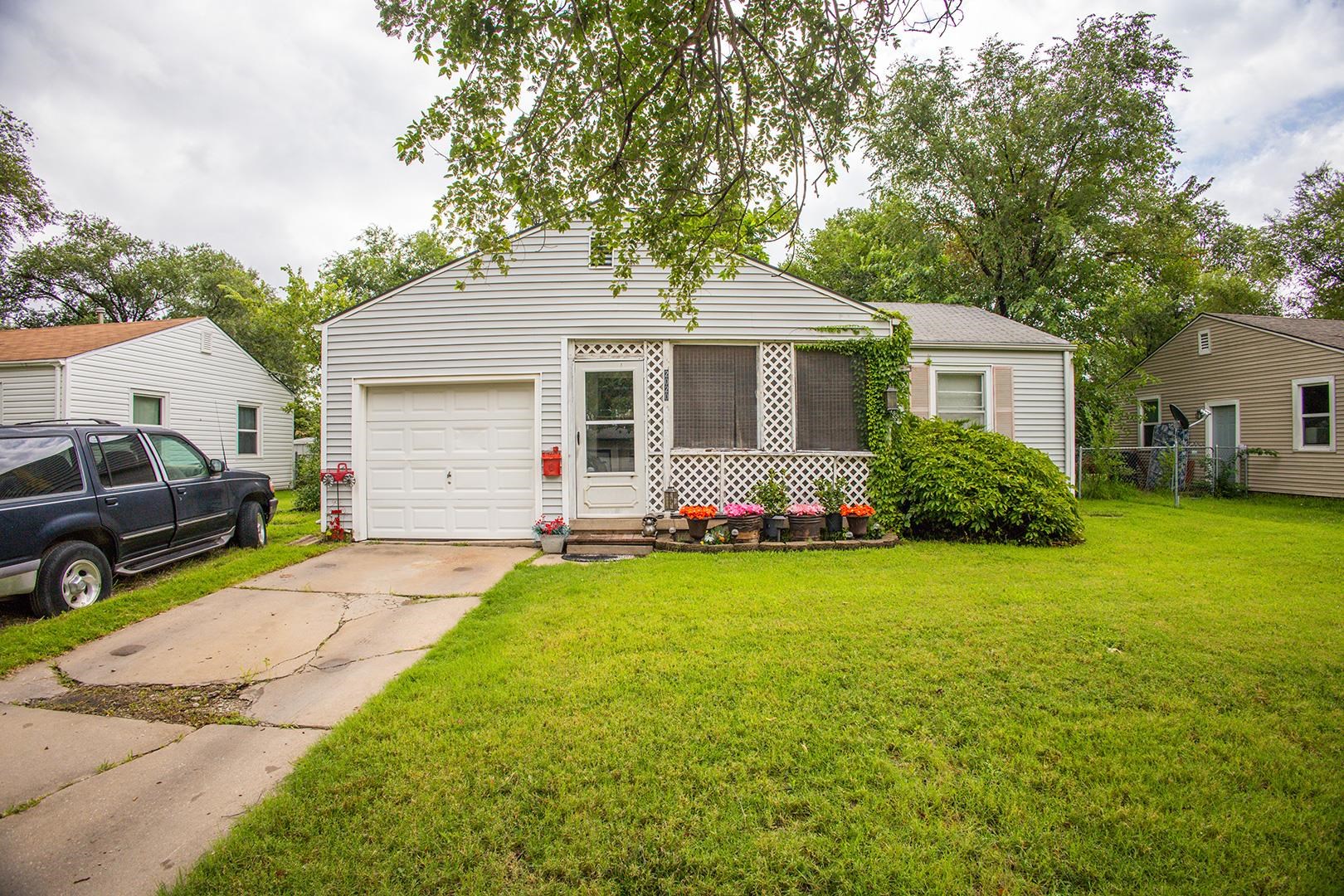 2020 S Saint Clair Property Photo