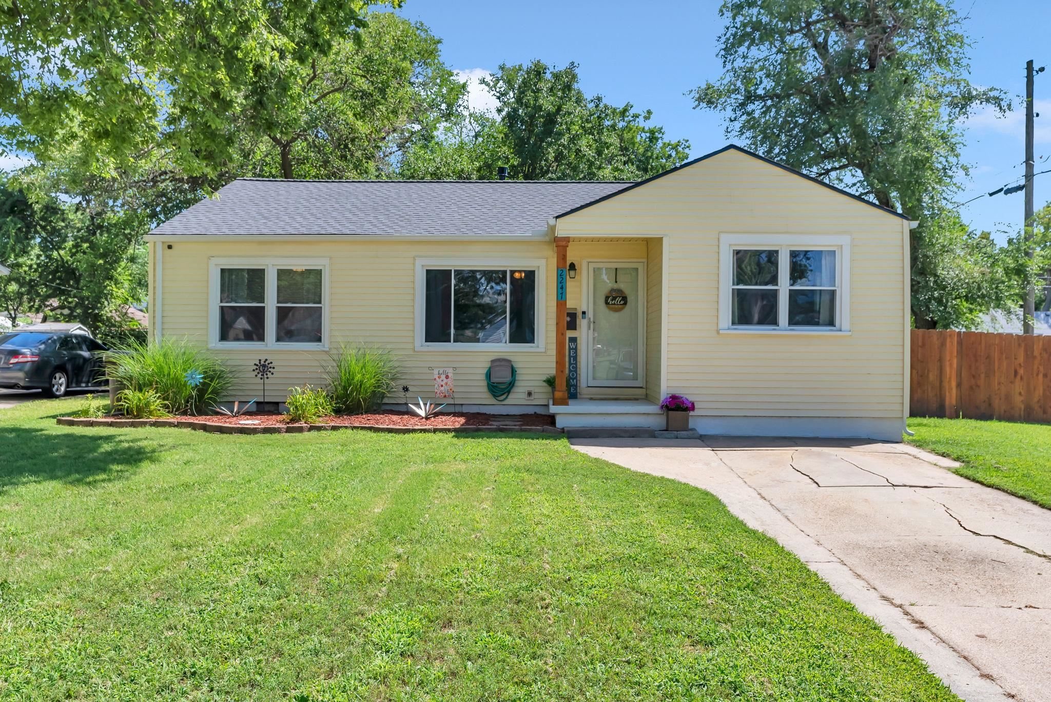 2247 W Saint Louis St Property Photo