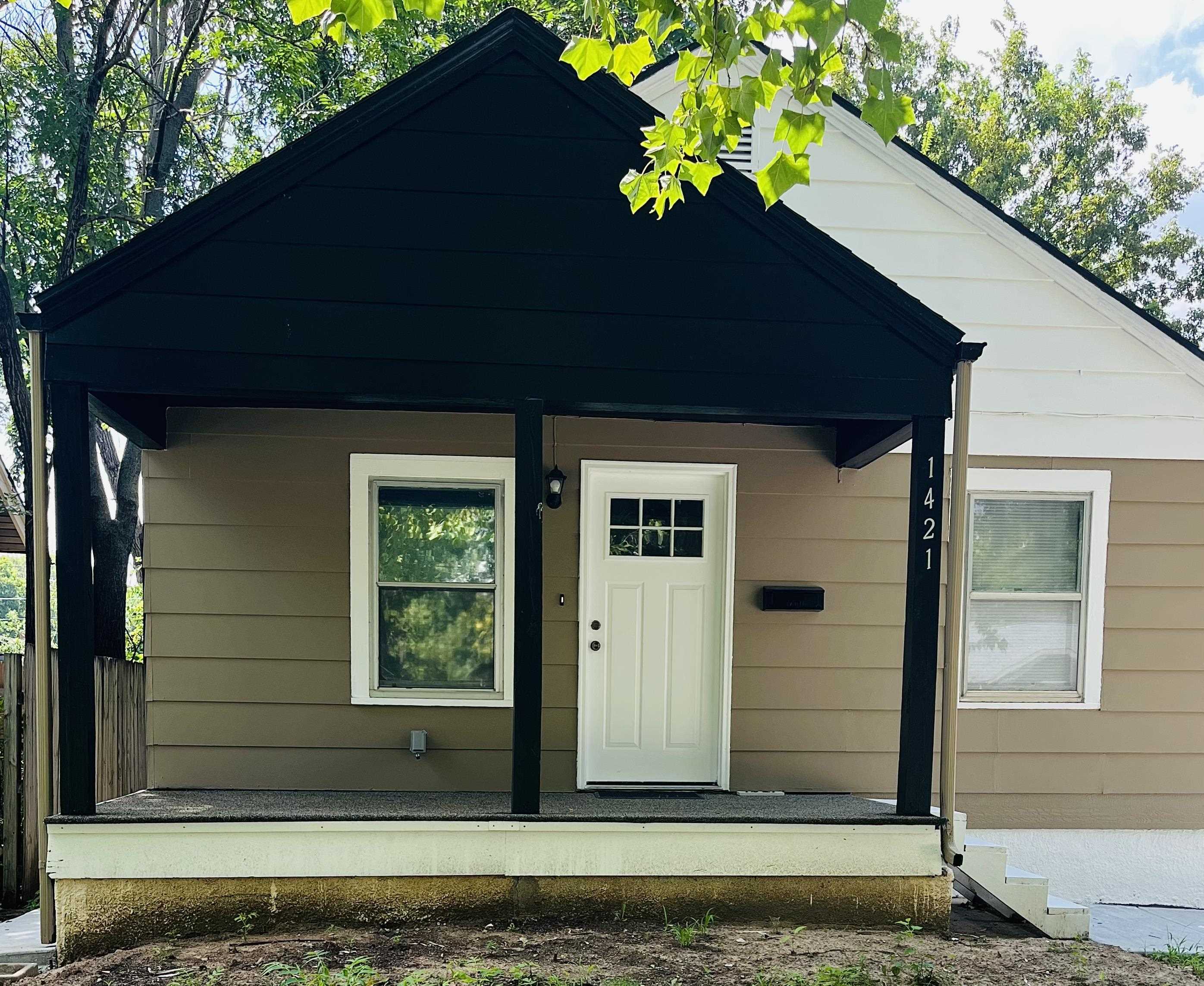 1421 S Pattie St Property Photo 1