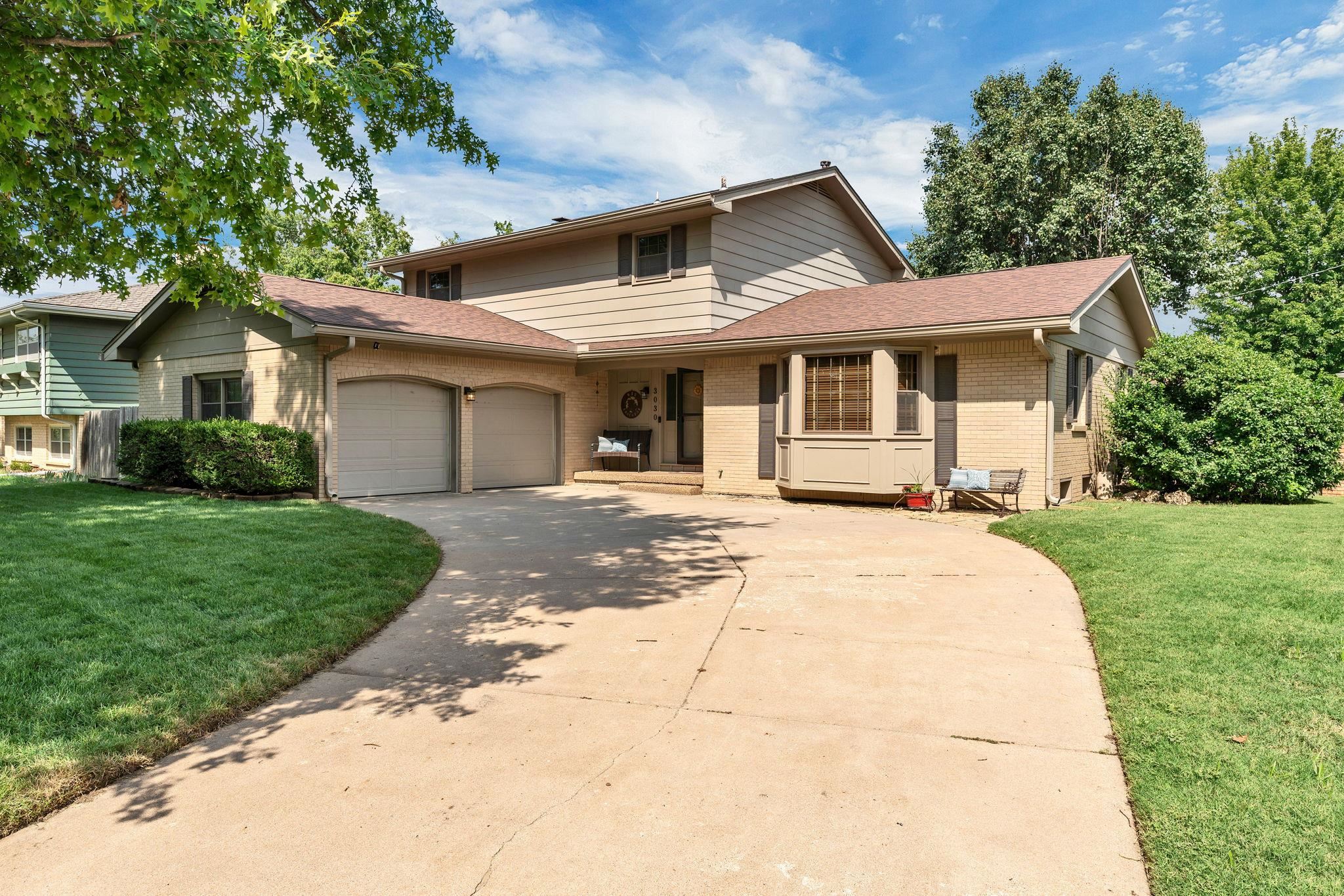 3030 W River Park Dr Property Photo 1