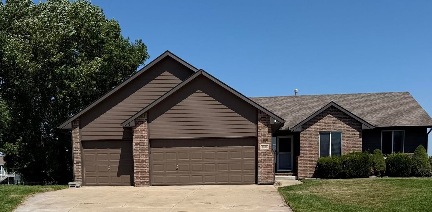 1605 N Nickelton Cir Property Photo 1