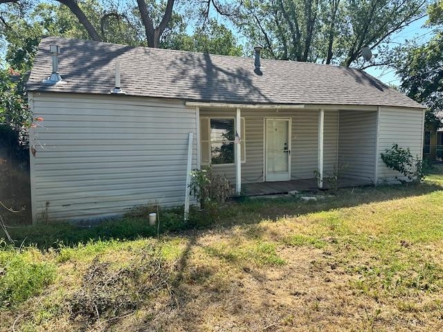 221 E Broadway Ave Property Photo 1