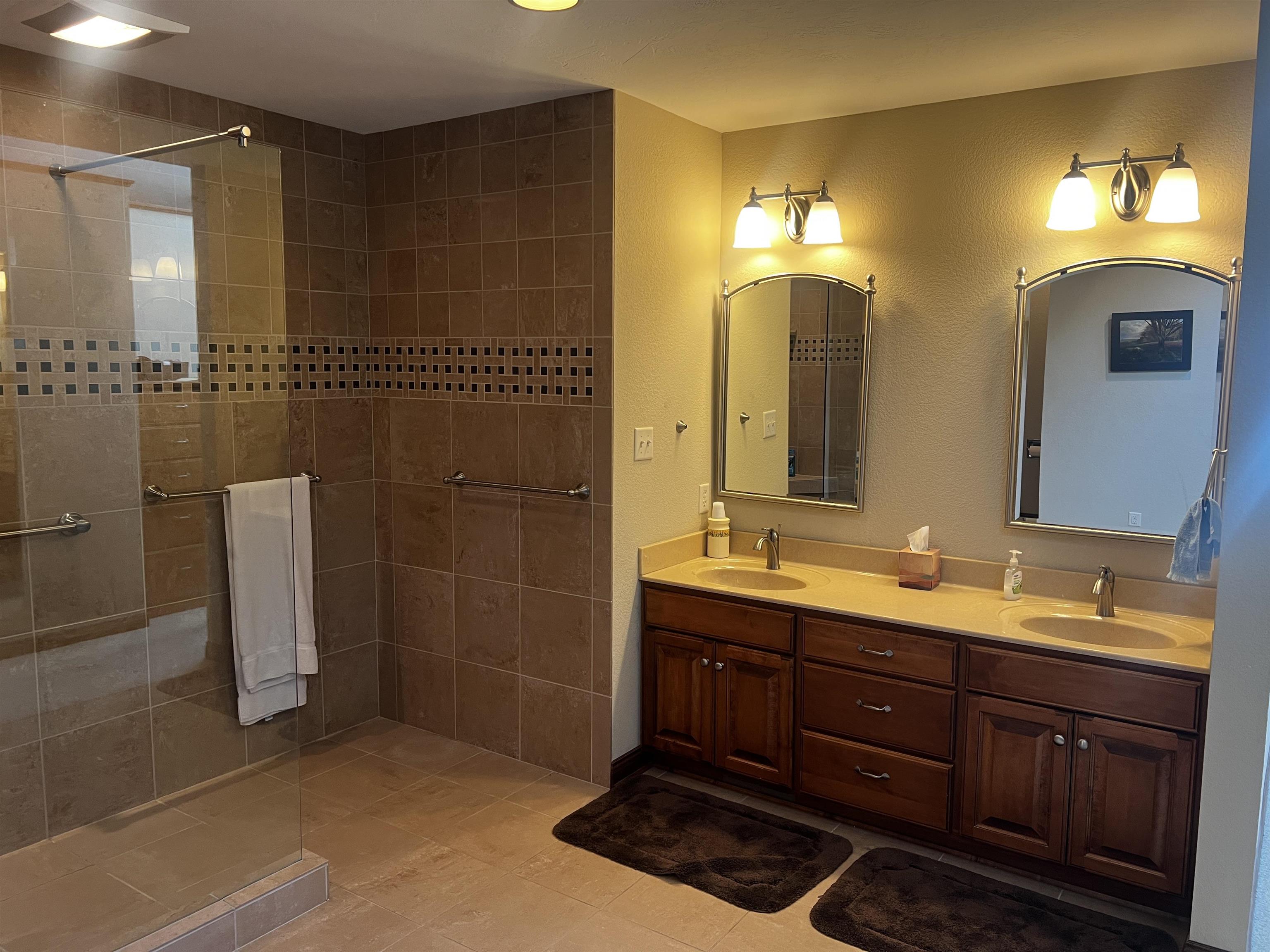 2305 N Squirrel Run Property Photo 25