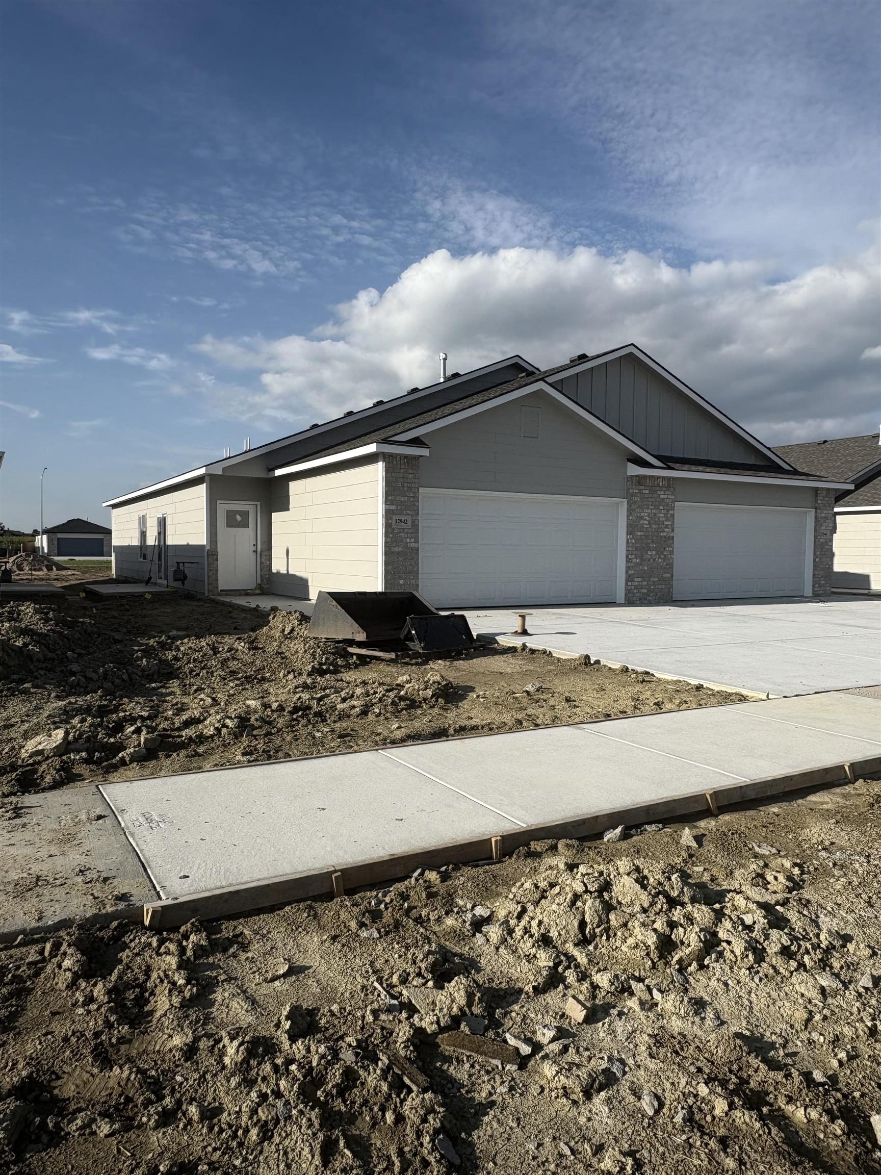 12942 E Blake St Property Photo 1