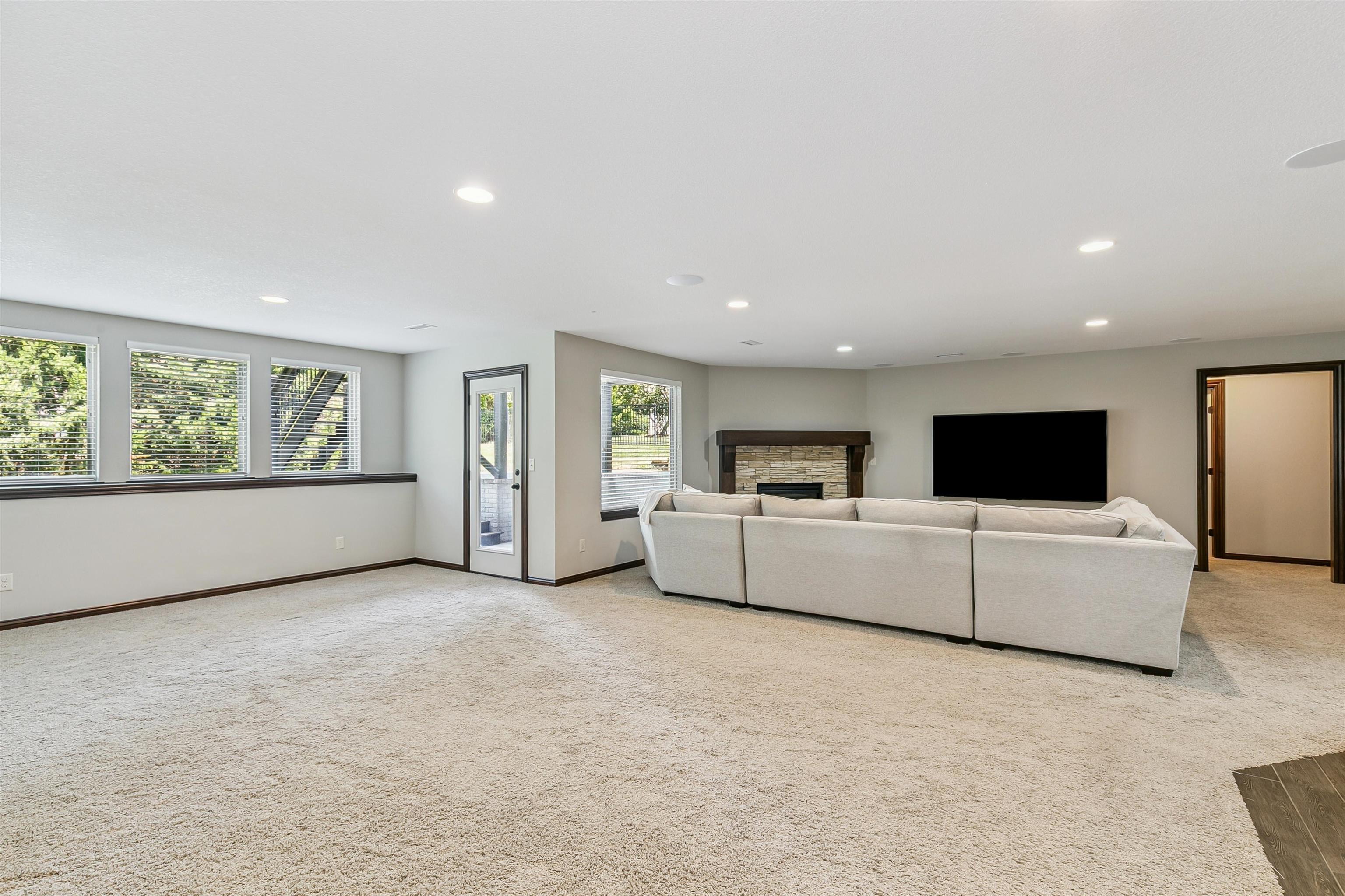 1662 S Logan Pass Property Photo 26