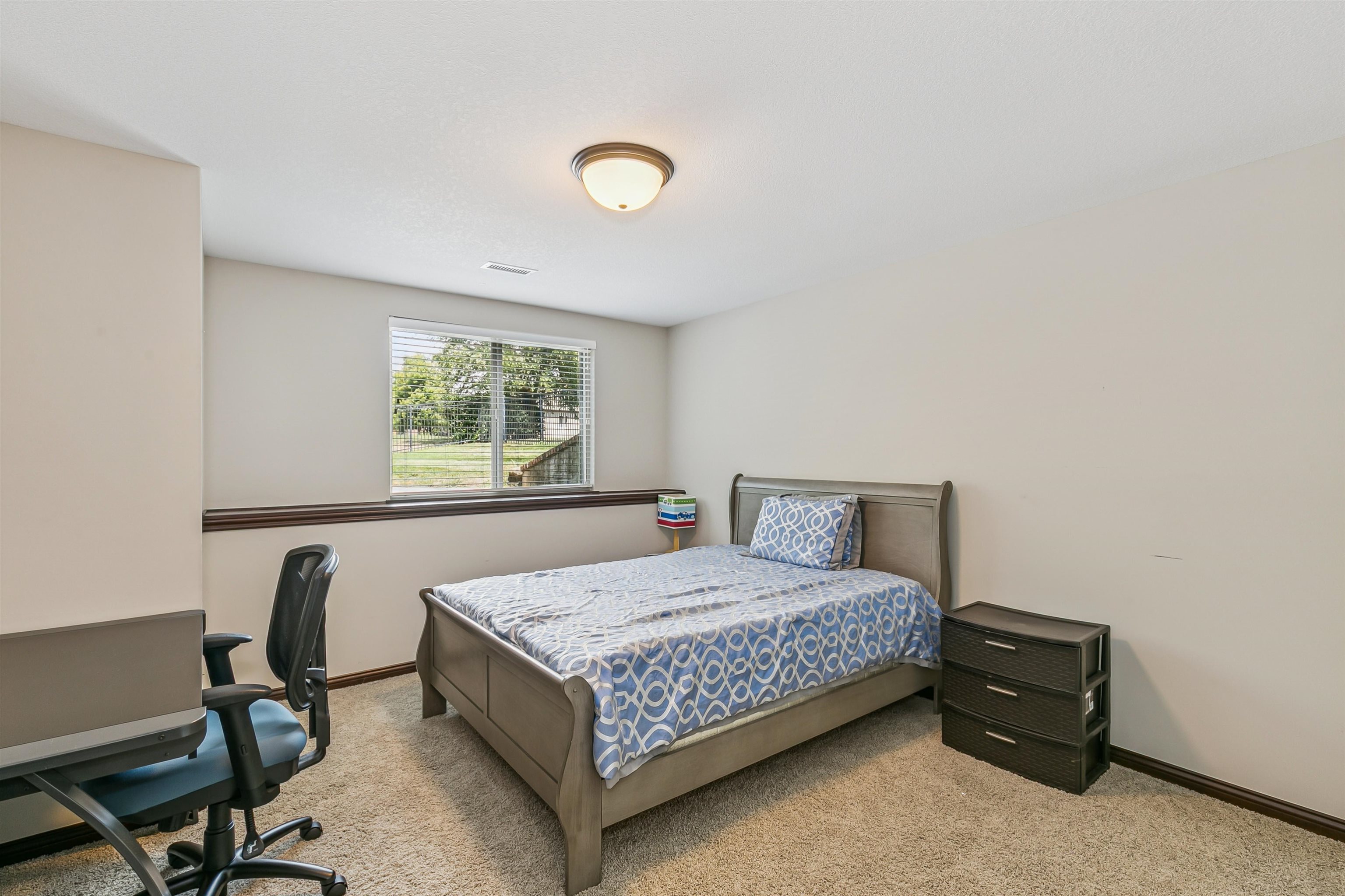 1662 S Logan Pass Property Photo 32