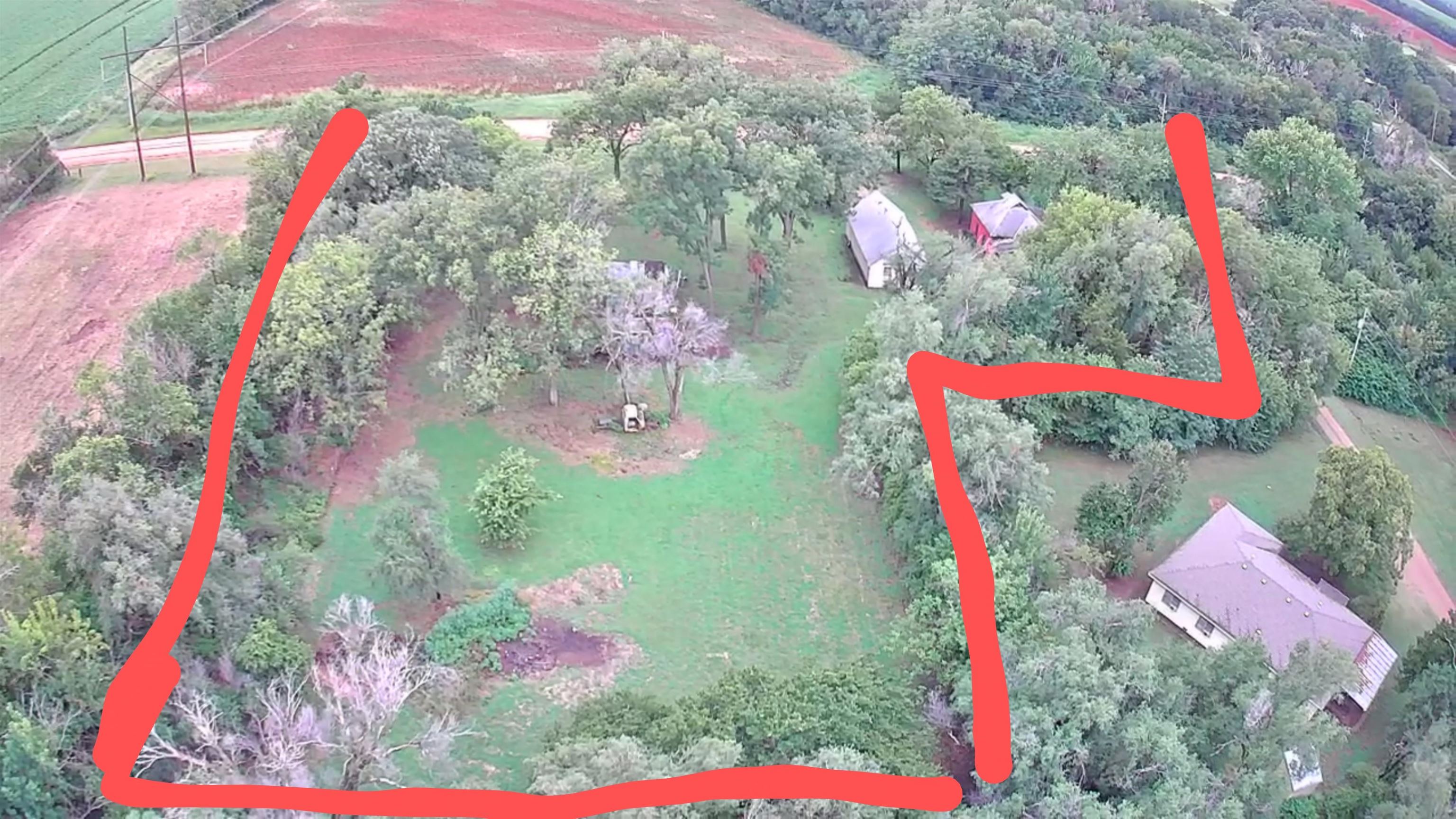 306 E Main St Property Photo 1