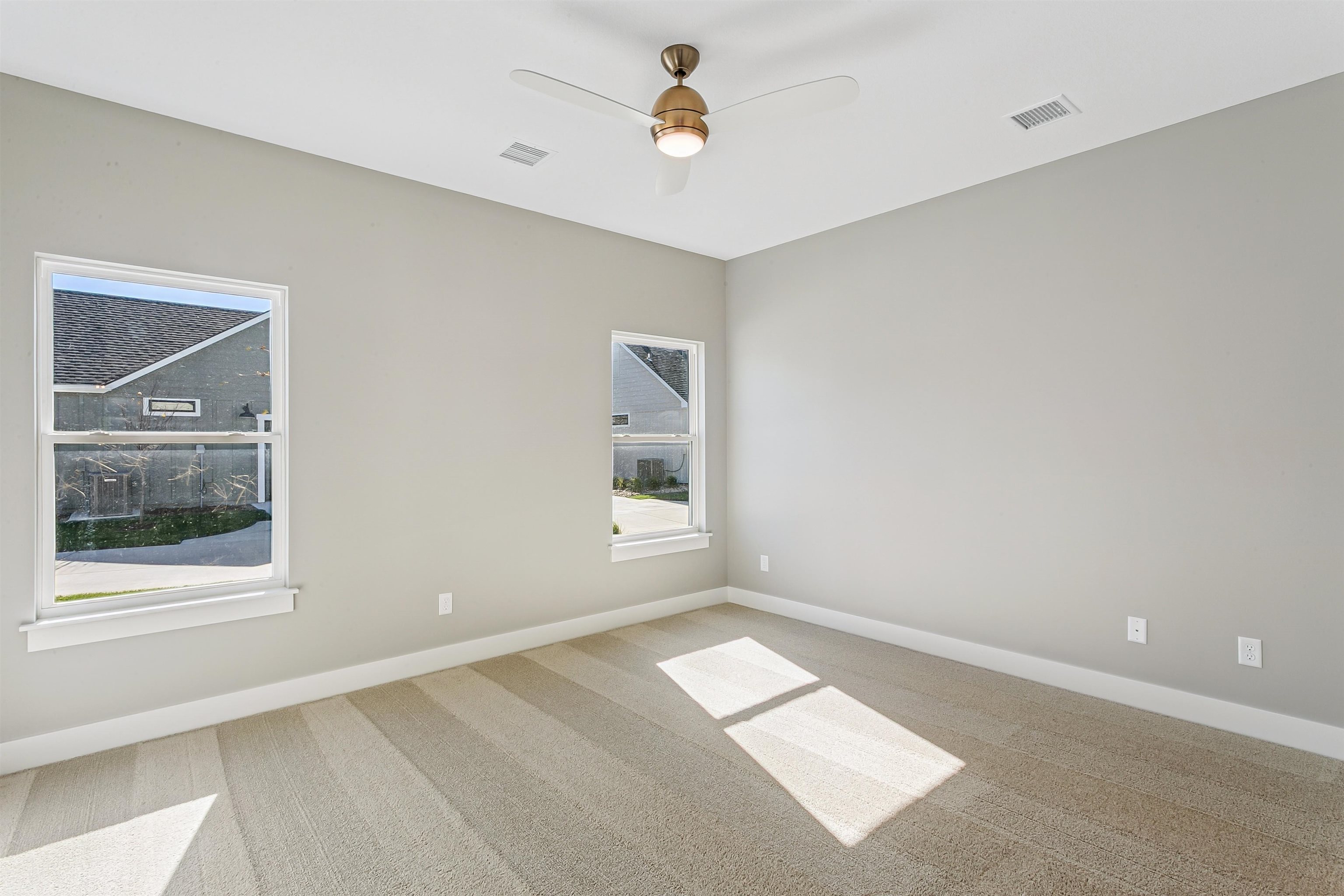 4508 N Harborside Dr Property Photo 12