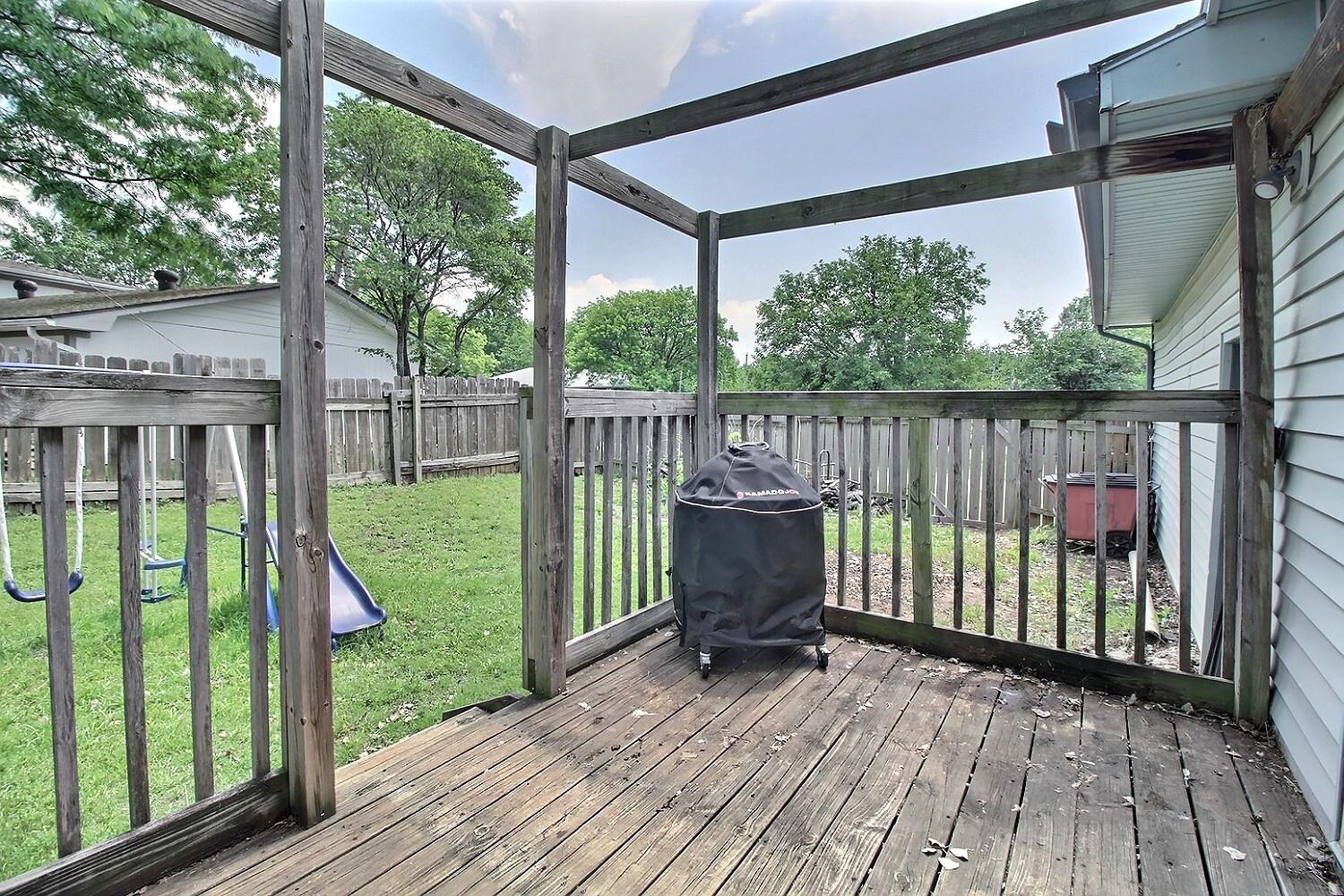 411 S Washington St Property Photo 27