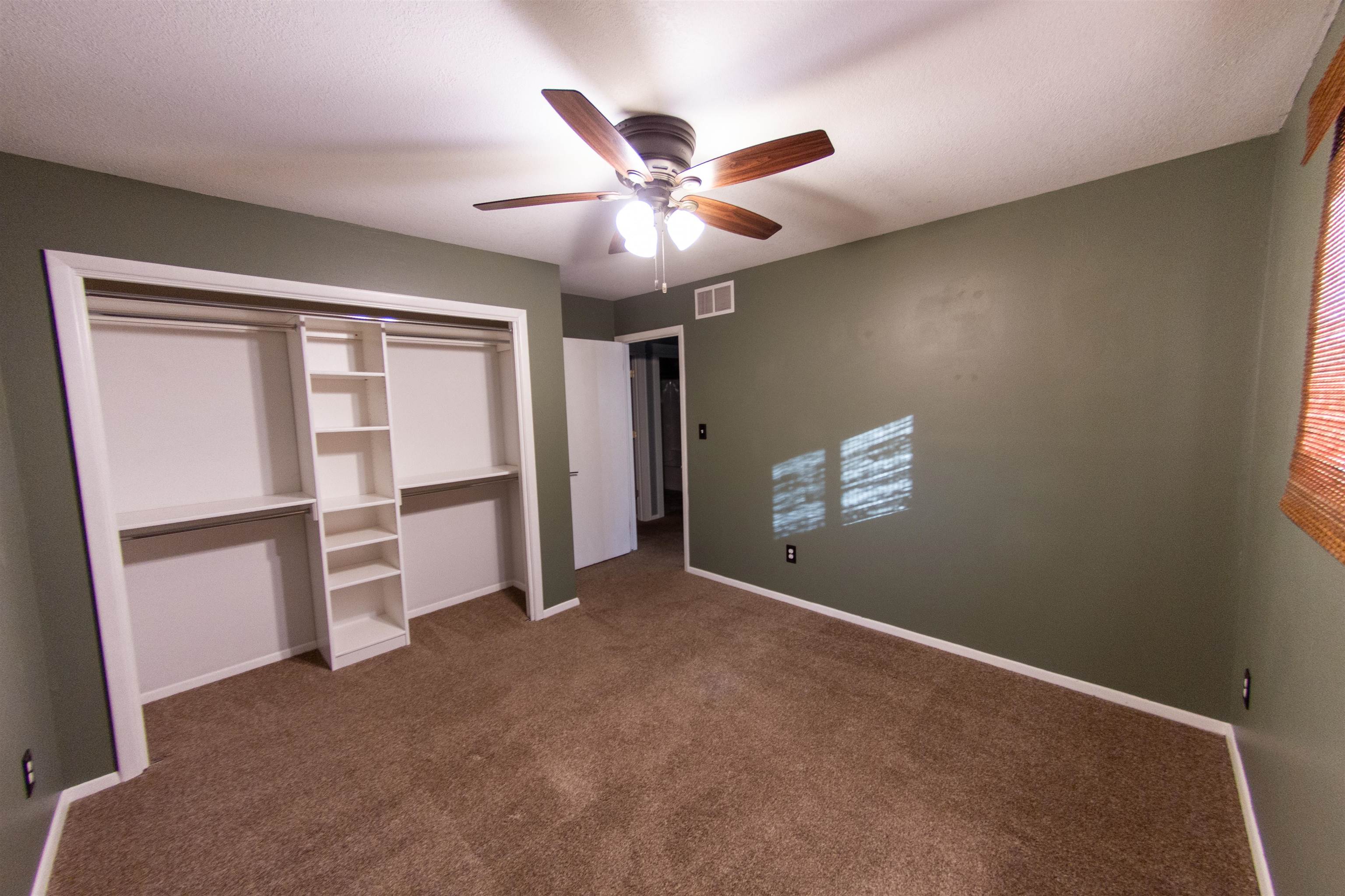 220 E Park Place Ct Property Photo 20