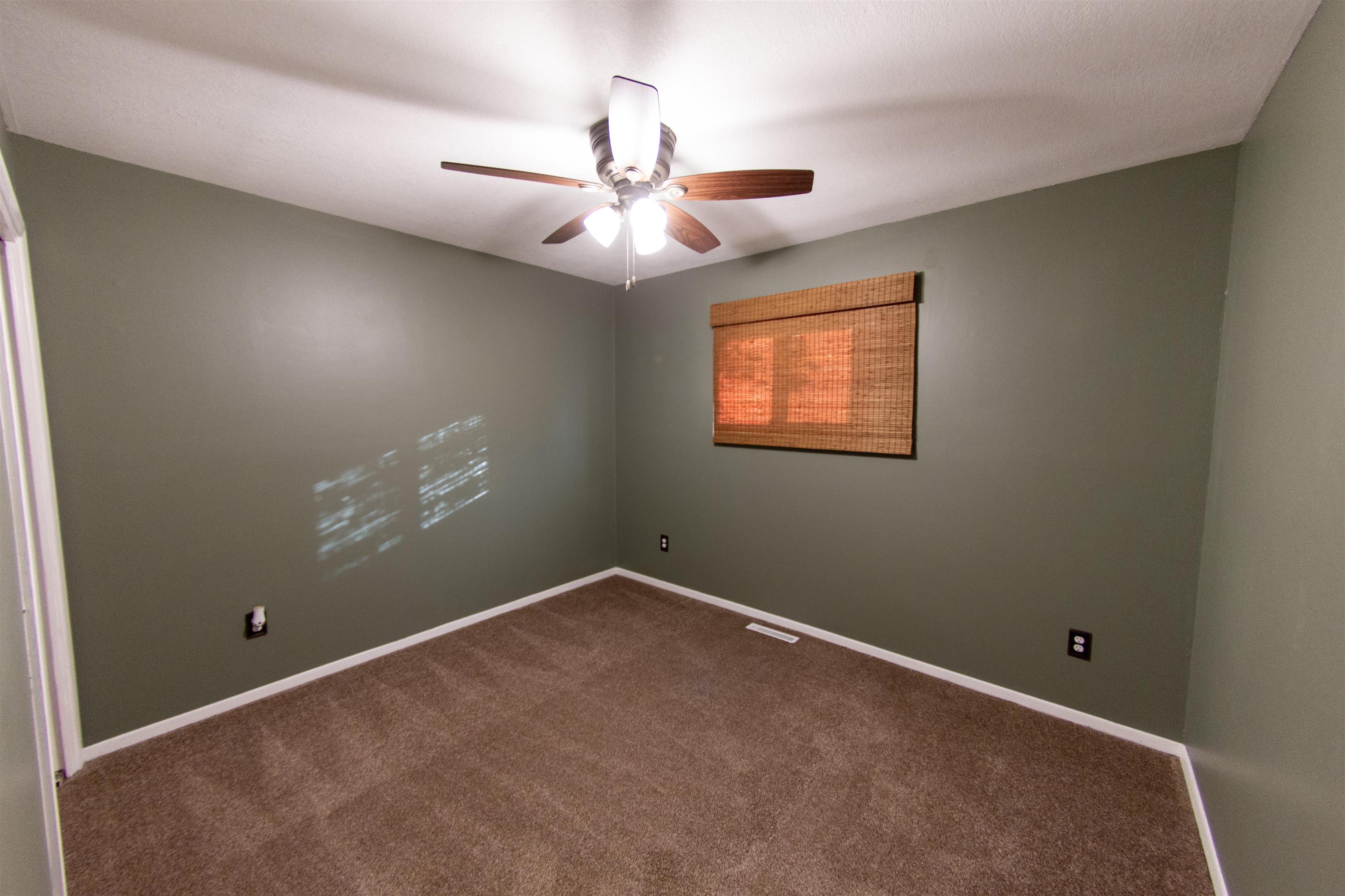 220 E Park Place Ct Property Photo 22