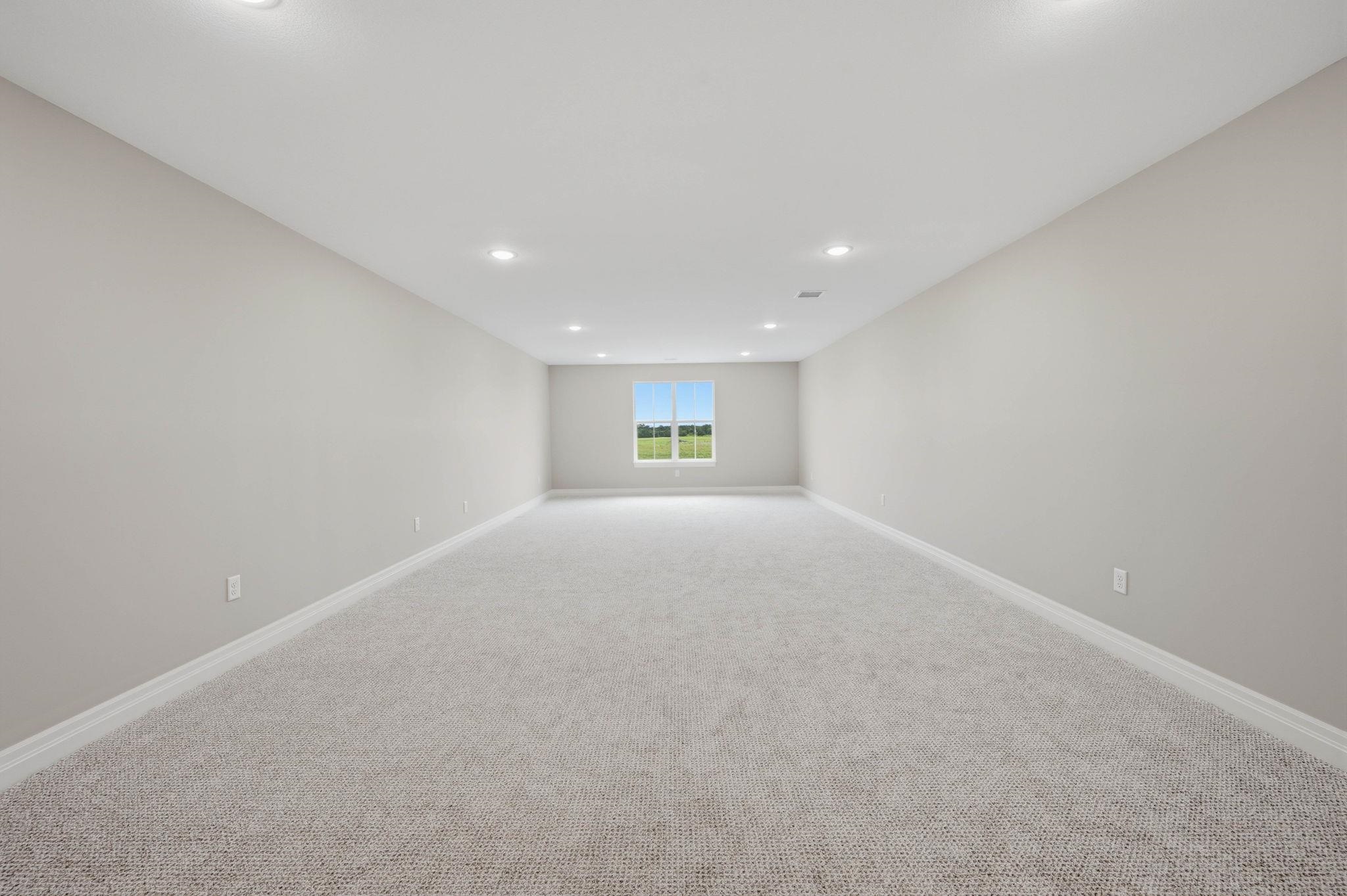 16765 W Hickory Ct Property Photo 30