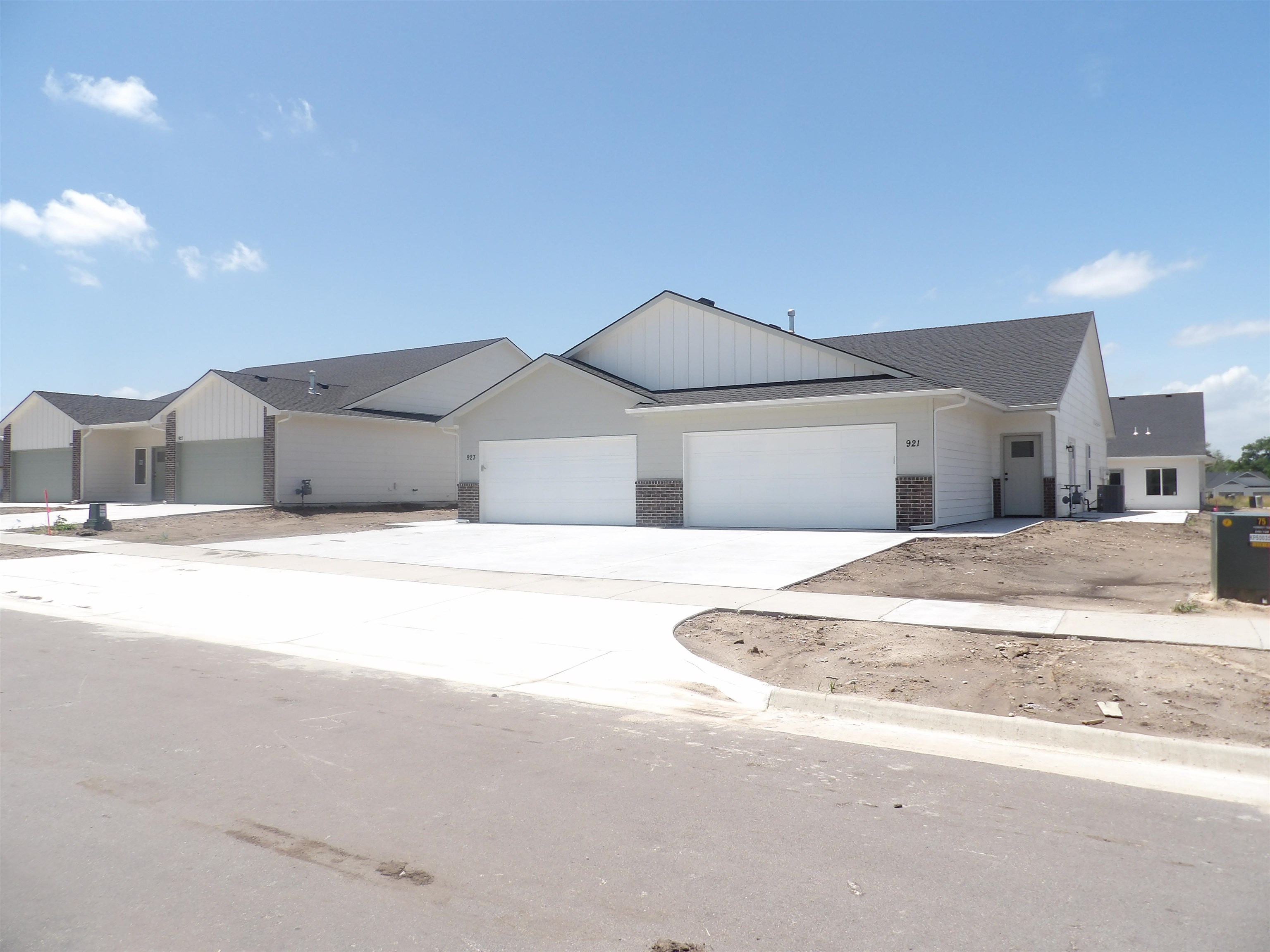 922 S Fox Ridge St Property Photo 14