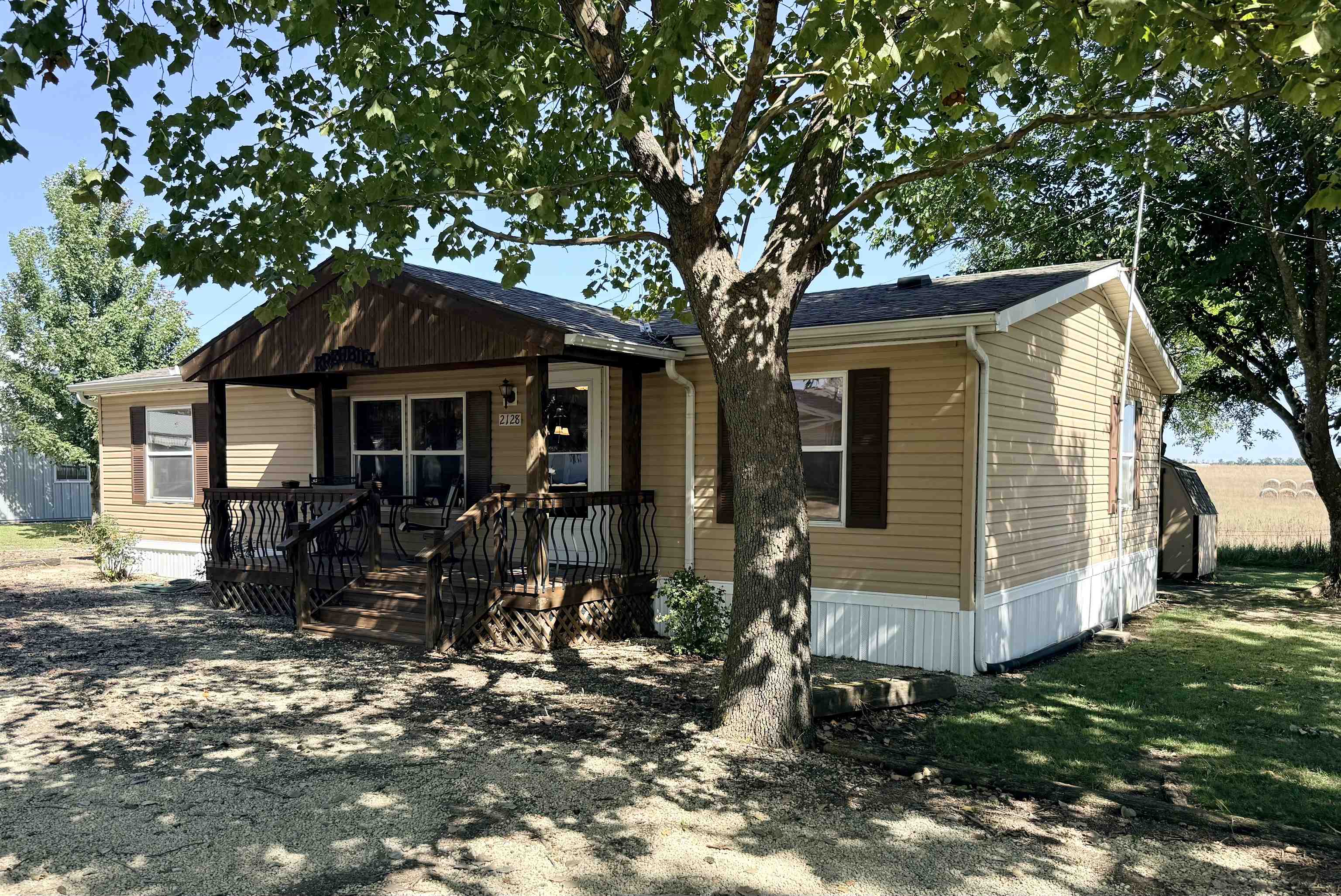 2128 Schlotthauer Property Photo 4