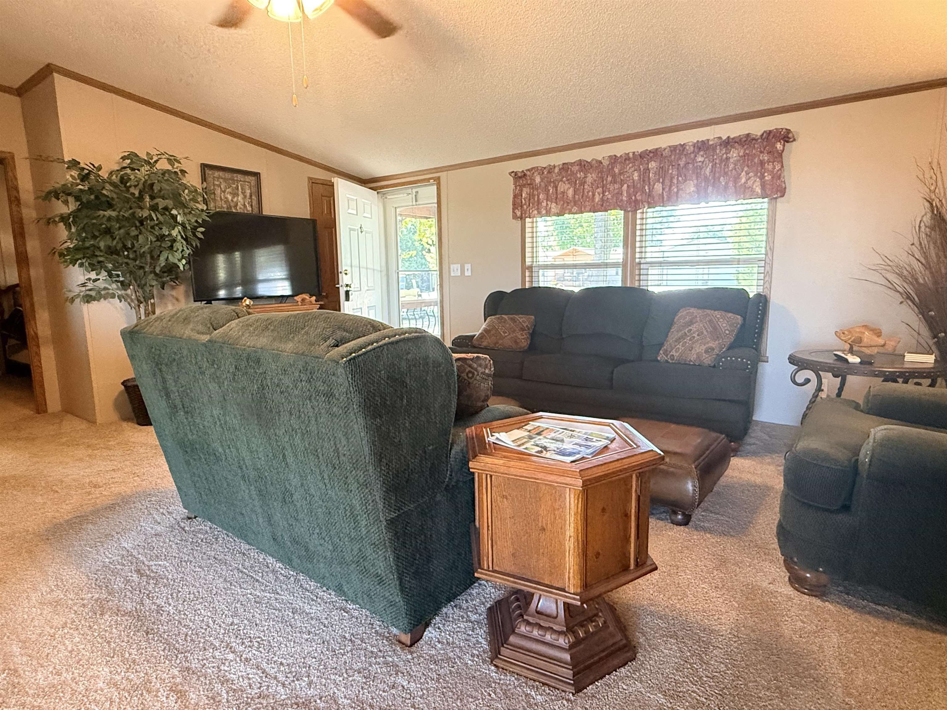 2128 Schlotthauer Property Photo 10
